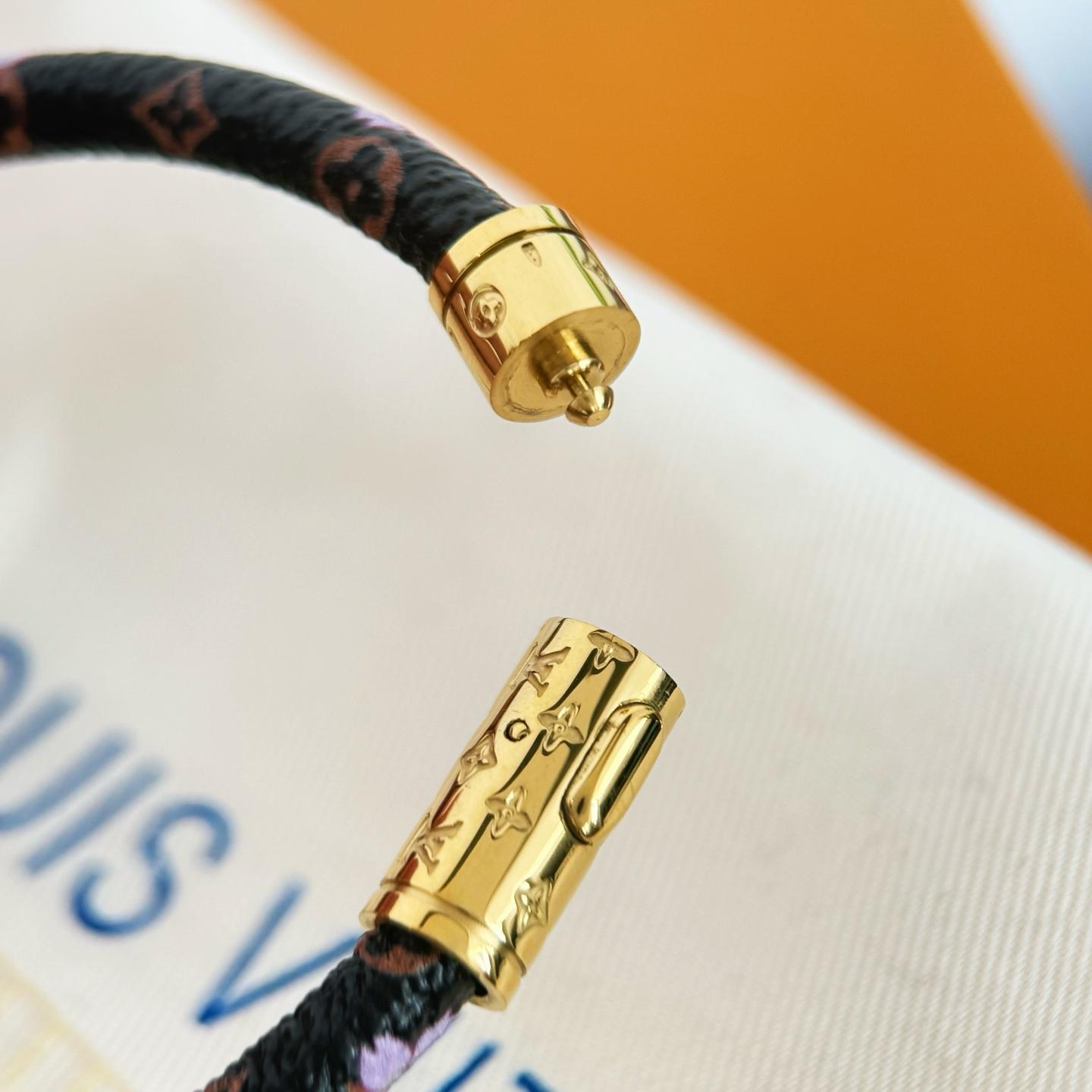 LV x TM Cherry Blossom Bracelet - DesignerGu