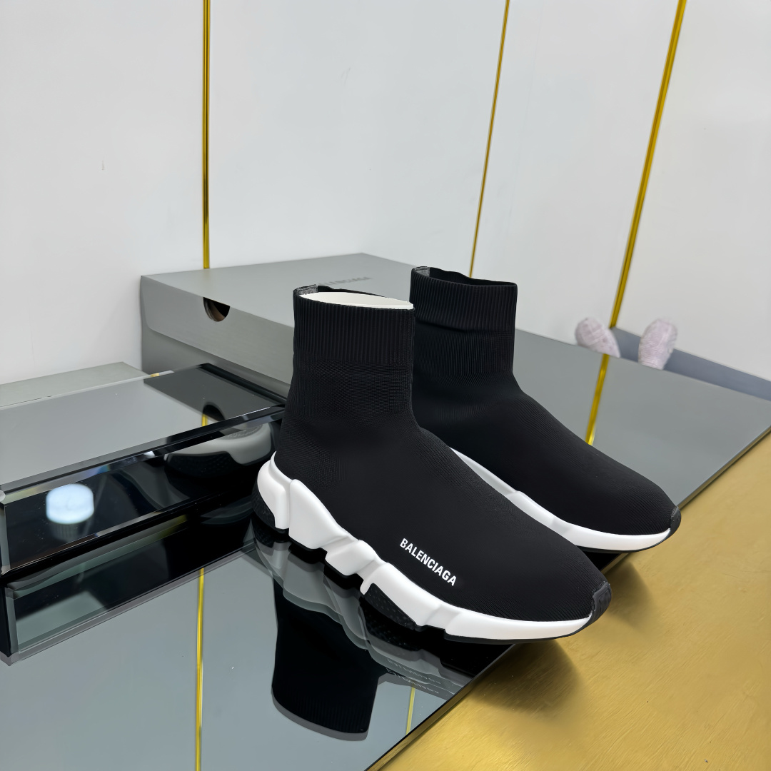 Balenciaga Speed Sneakers - DesignerGu