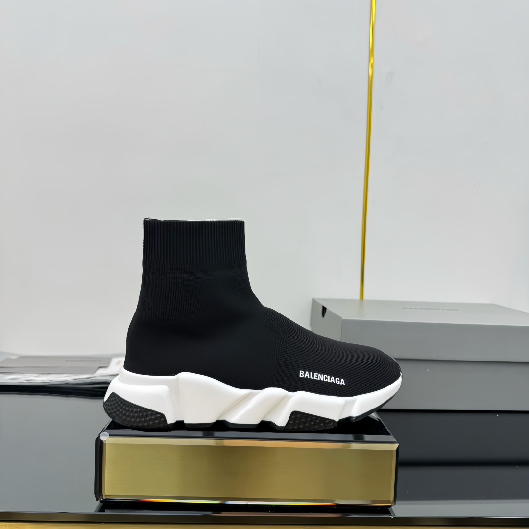 Balenciaga Speed Sneakers - DesignerGu