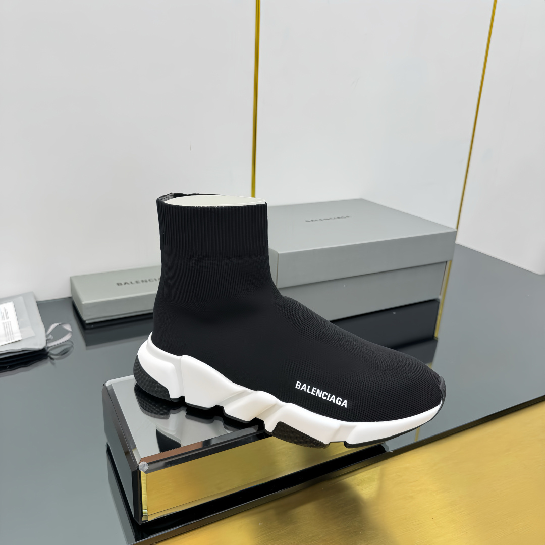 Balenciaga Speed Sneakers - DesignerGu