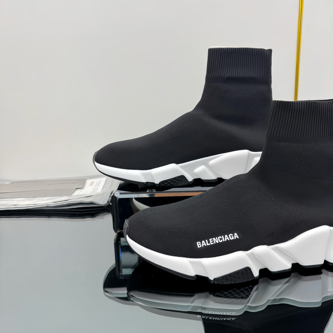 Balenciaga Speed Sneakers - DesignerGu