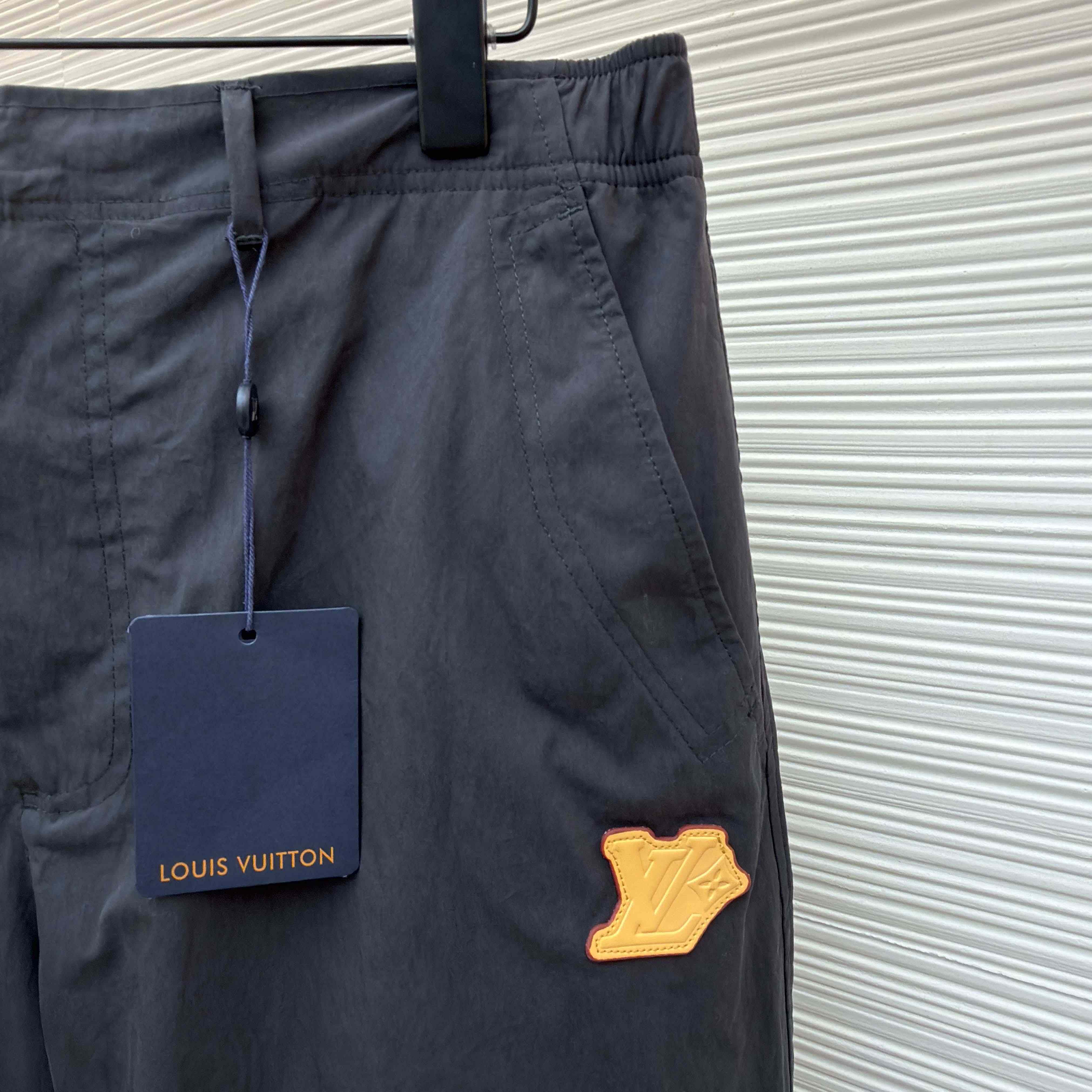 Louis Vuitton Casual Outdoor Pants - DesignerGu