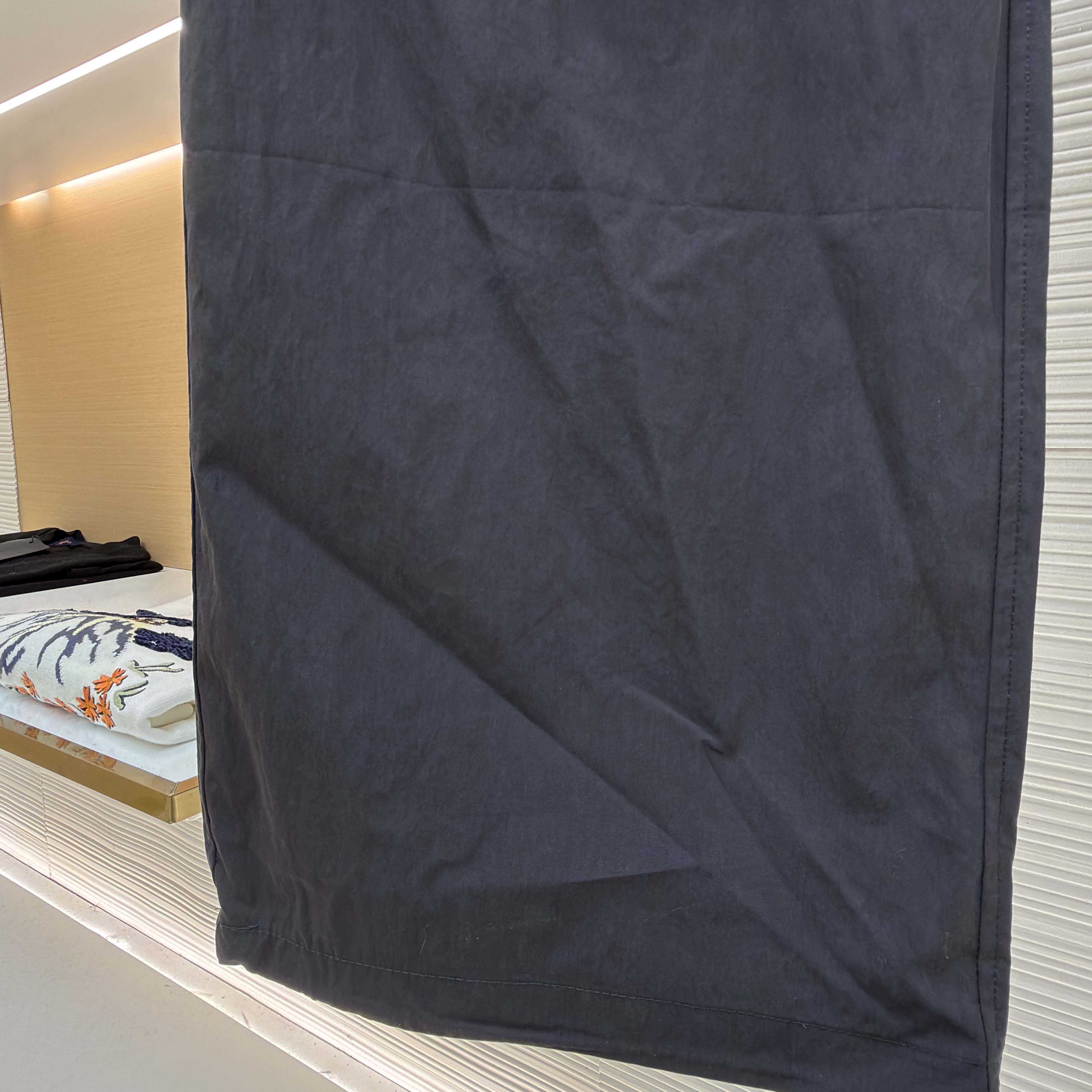 Louis Vuitton Casual Outdoor Pants - DesignerGu