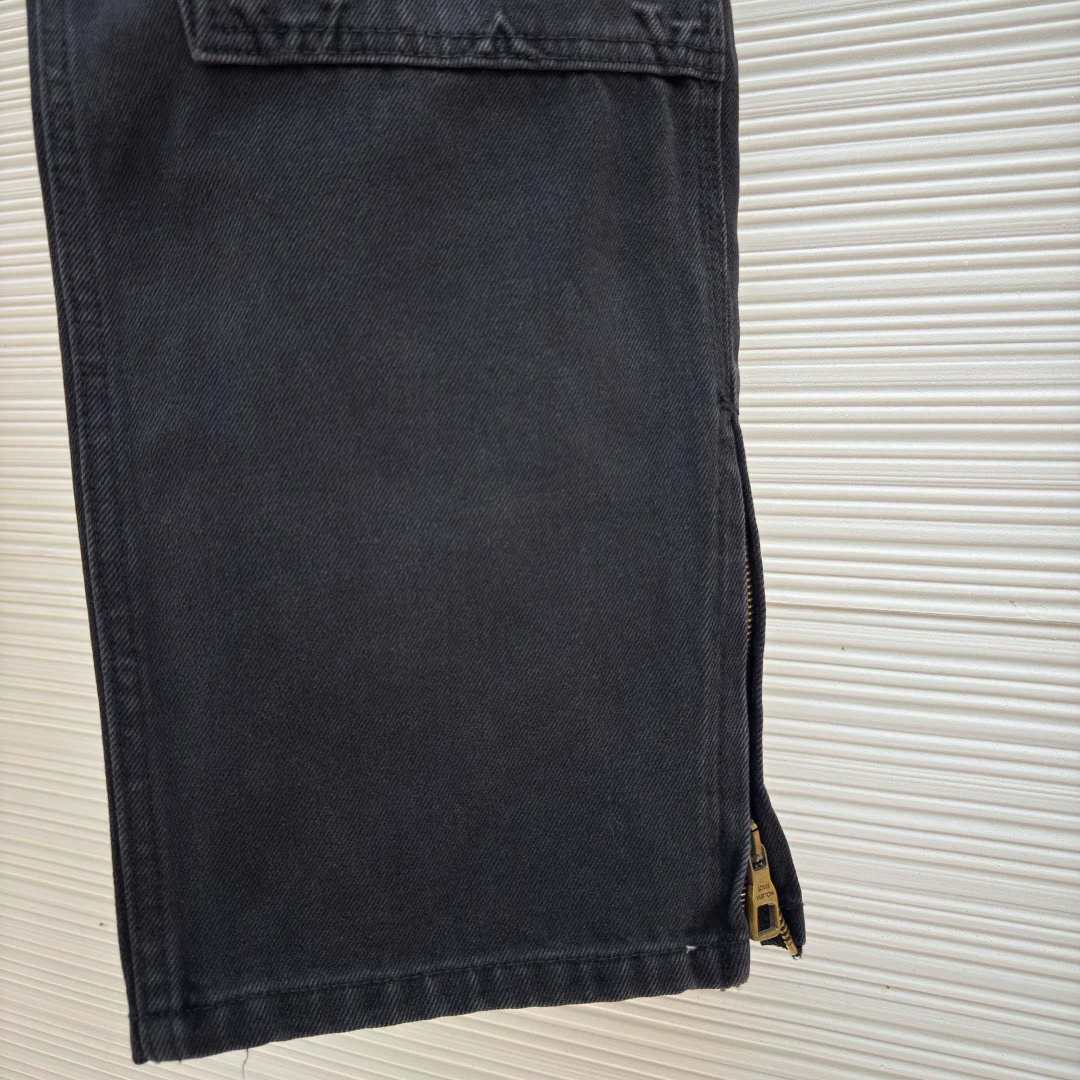 Louis Vuitton Denim Carpenter Jean - DesignerGu
