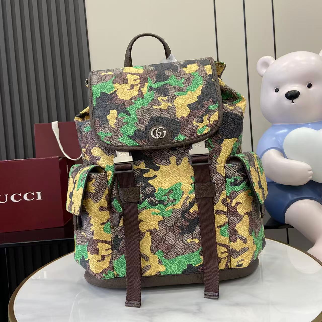 Gucci GG Large Backpack - DesignerGu