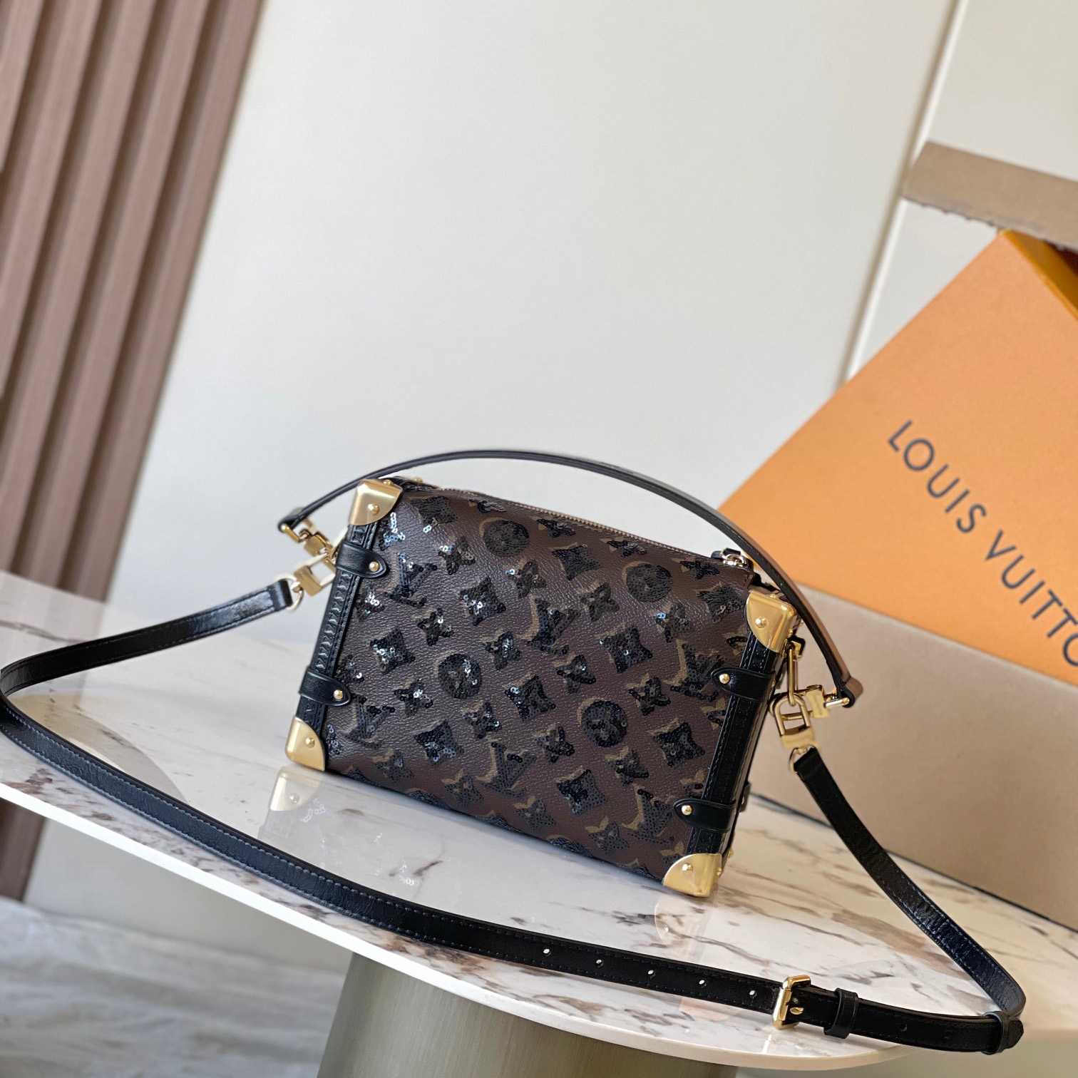 Louis Vuitton Side Trunk MM   M27036 - DesignerGu