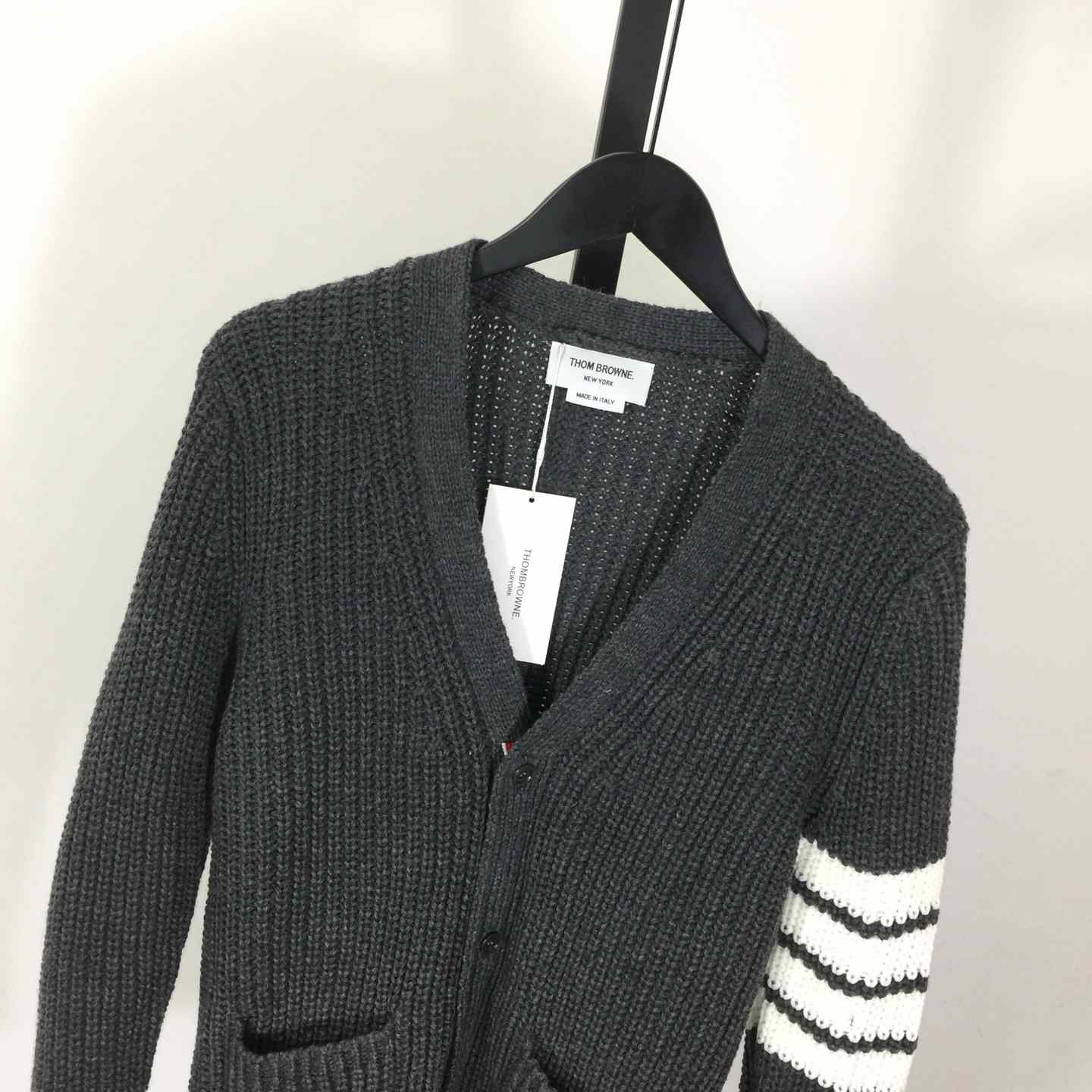 Thom Browne 4-Bar Cardigan - DesignerGu