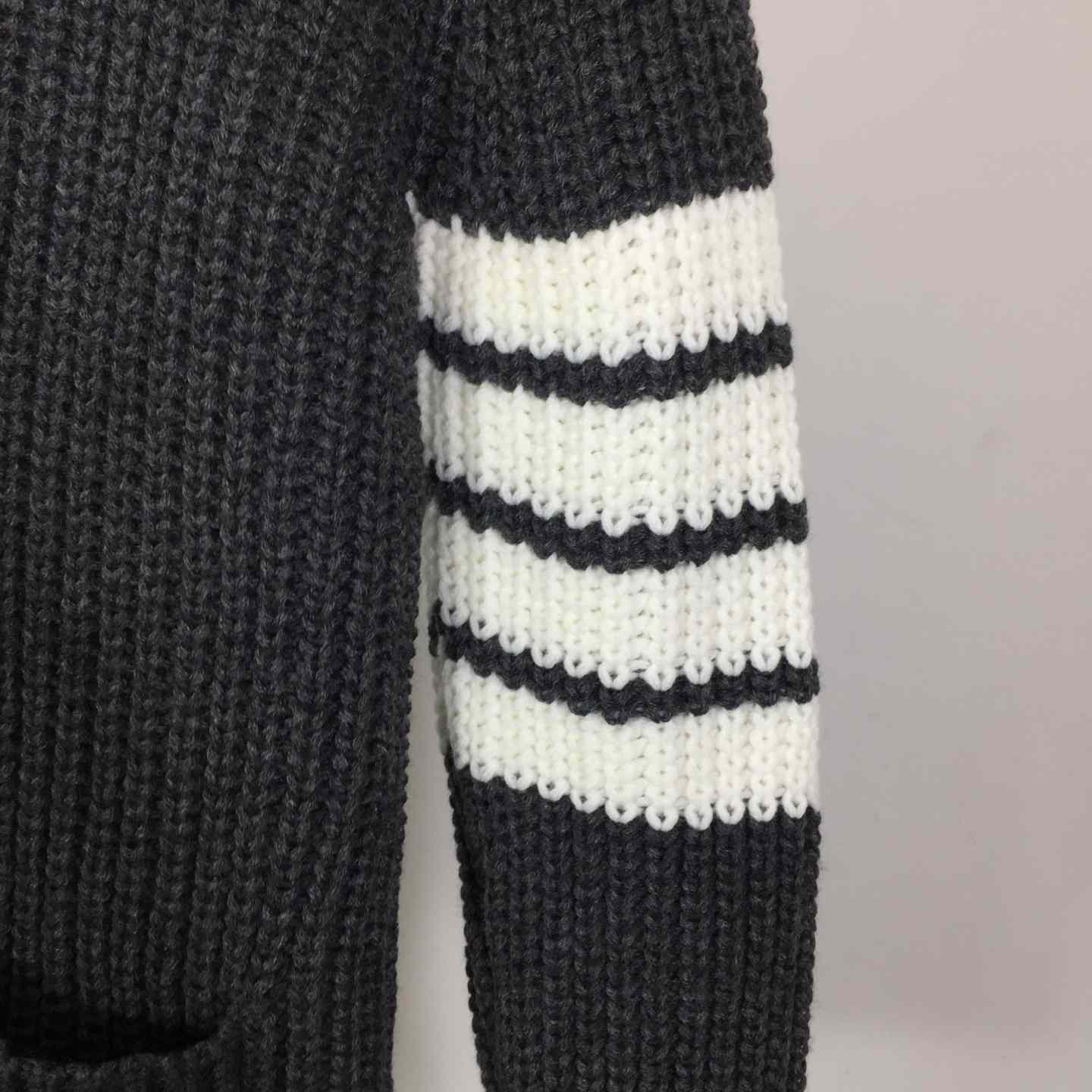 Thom Browne 4-Bar Cardigan - DesignerGu