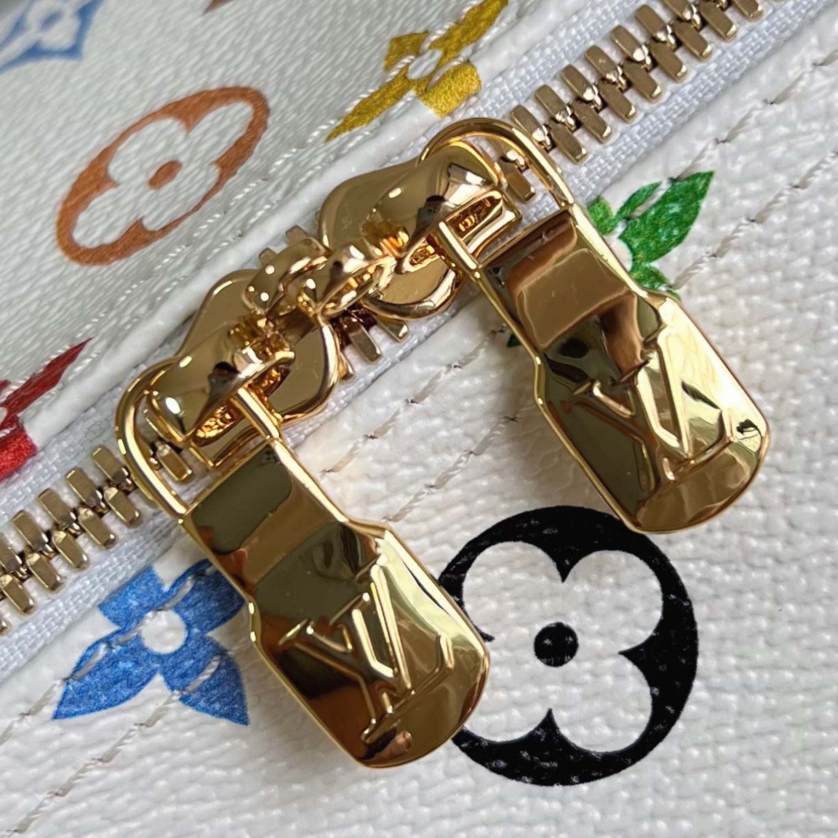 Louis Vuitton Speedy Soft 30     M27789  - DesignerGu