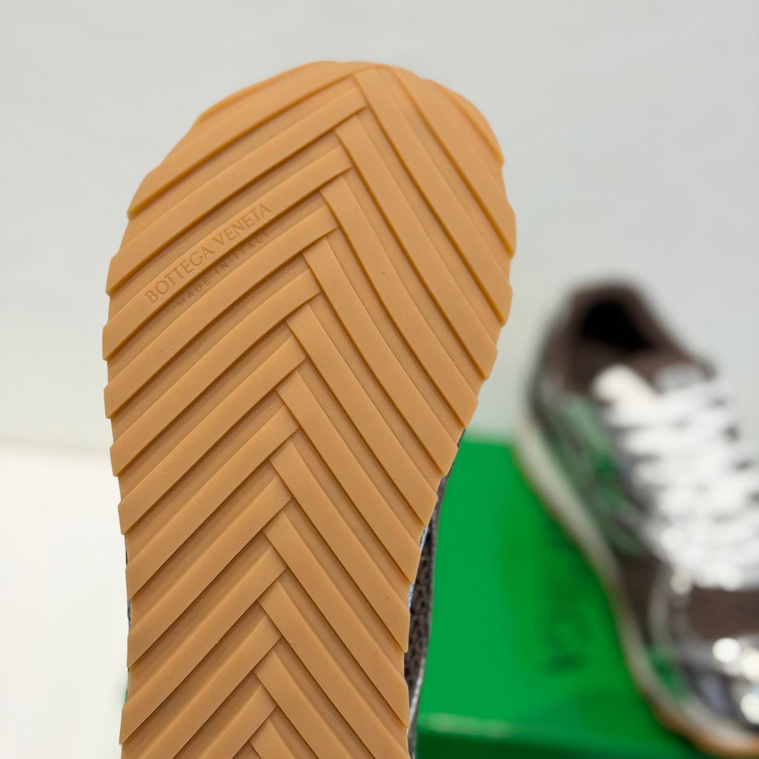 Bottega Veneta Orbit  Sneaker - DesignerGu