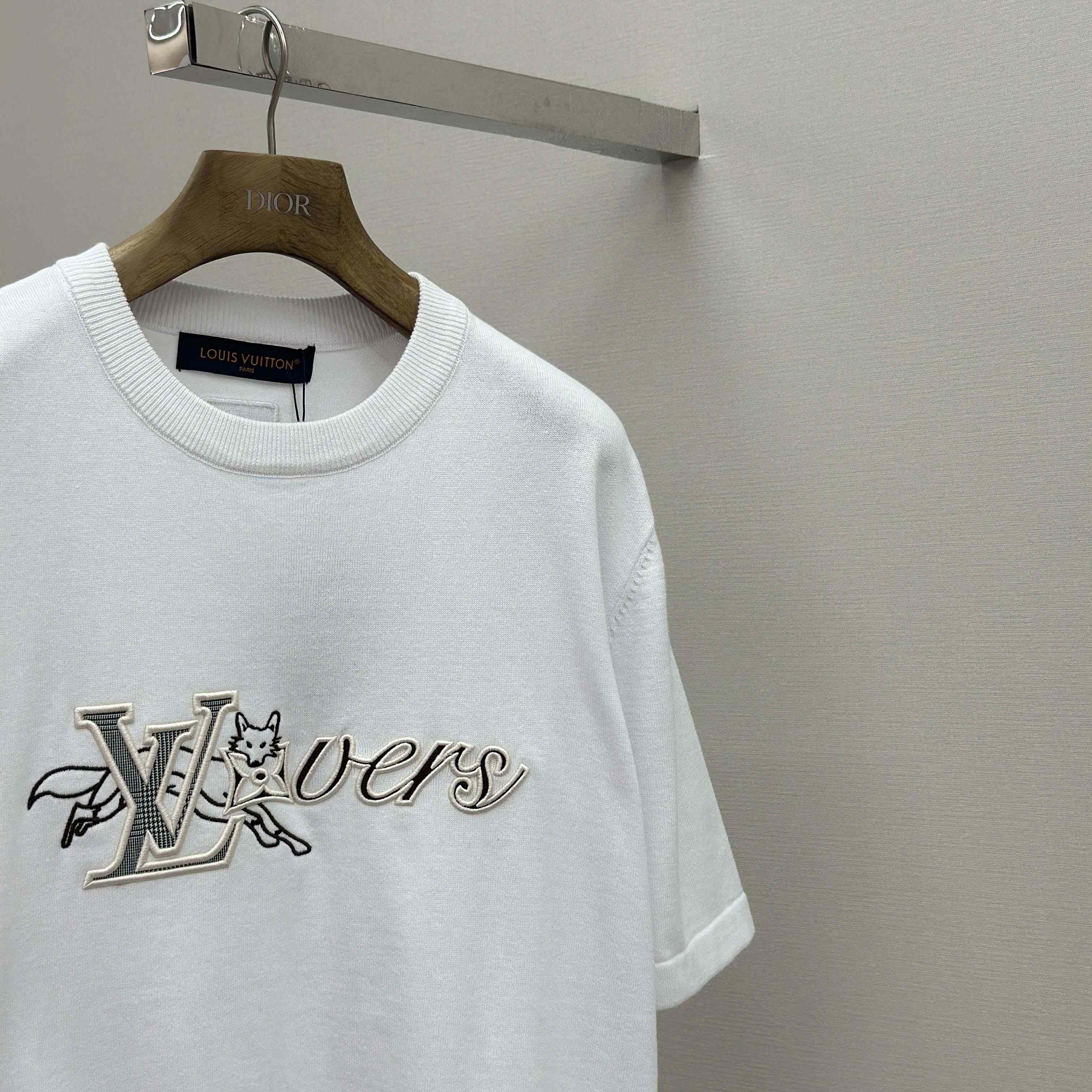 Louis Vuitton Short-Sleeved Crewneck   - DesignerGu
