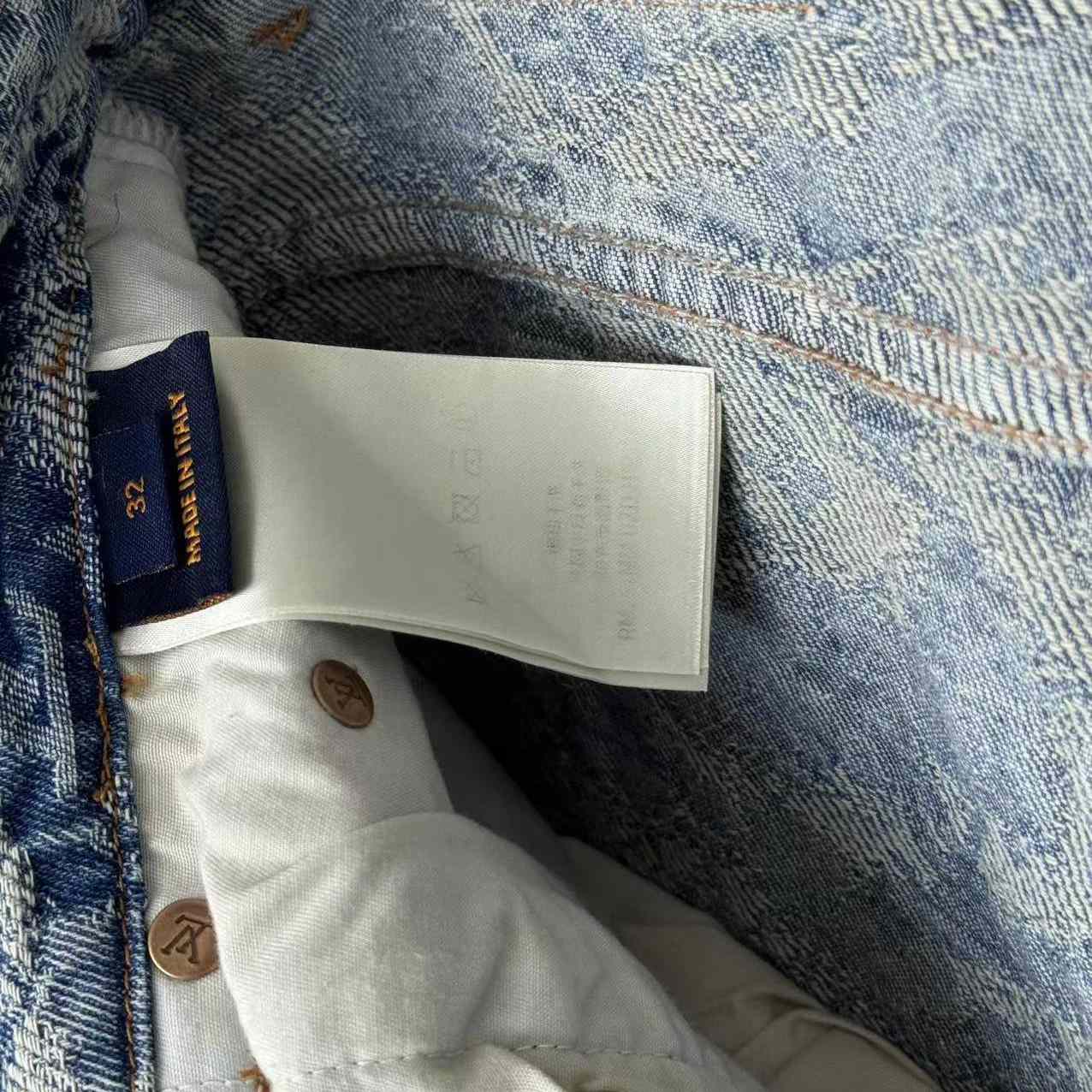 Louis Vuitton Monogram Denim Jeans - DesignerGu