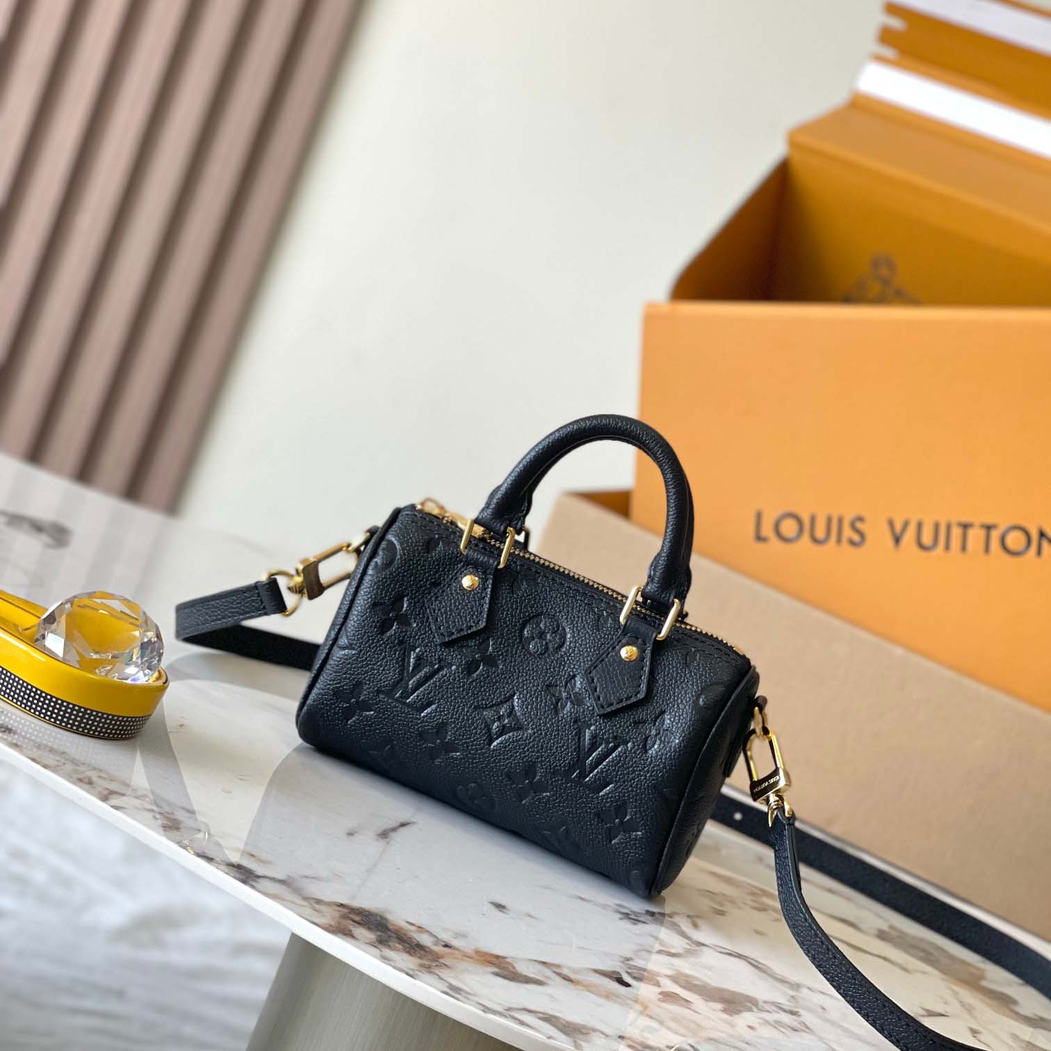 Louis Vuitton Nano Speedy   M82450 - DesignerGu