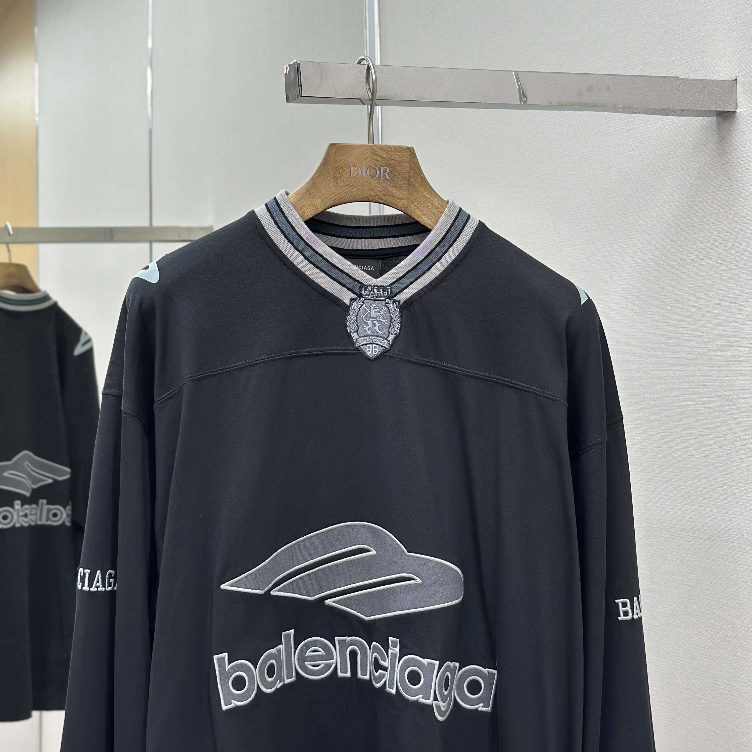 Balenciaga 3B Football Long Sleeve V-Neck T-Shirt In Black - DesignerGu
