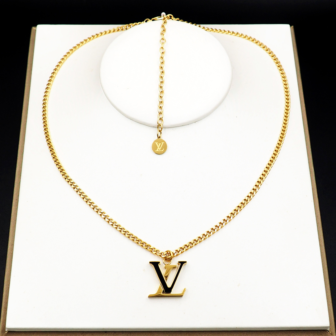 Louis Vuitton LV Spike Pendant - DesignerGu