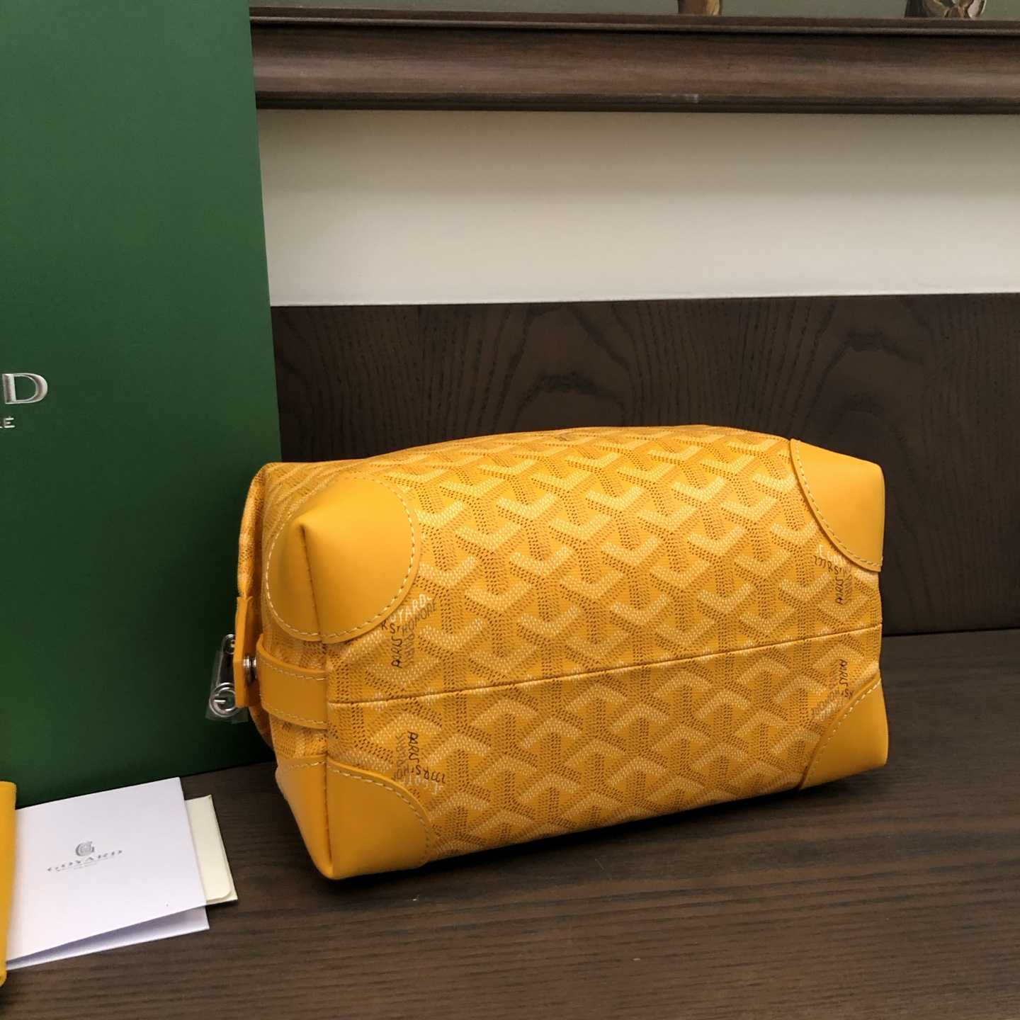 Goyard Bowling 25 Toiletry Bag - DesignerGu