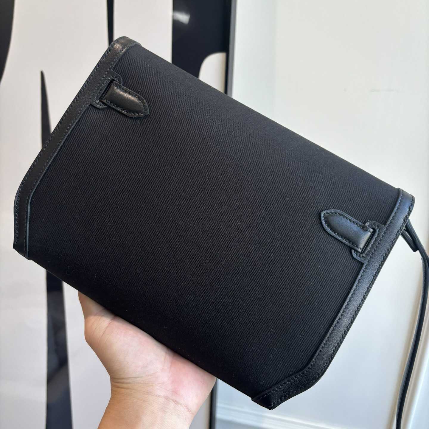 Hermes Kelly Depeches 25 Pouch - DesignerGu