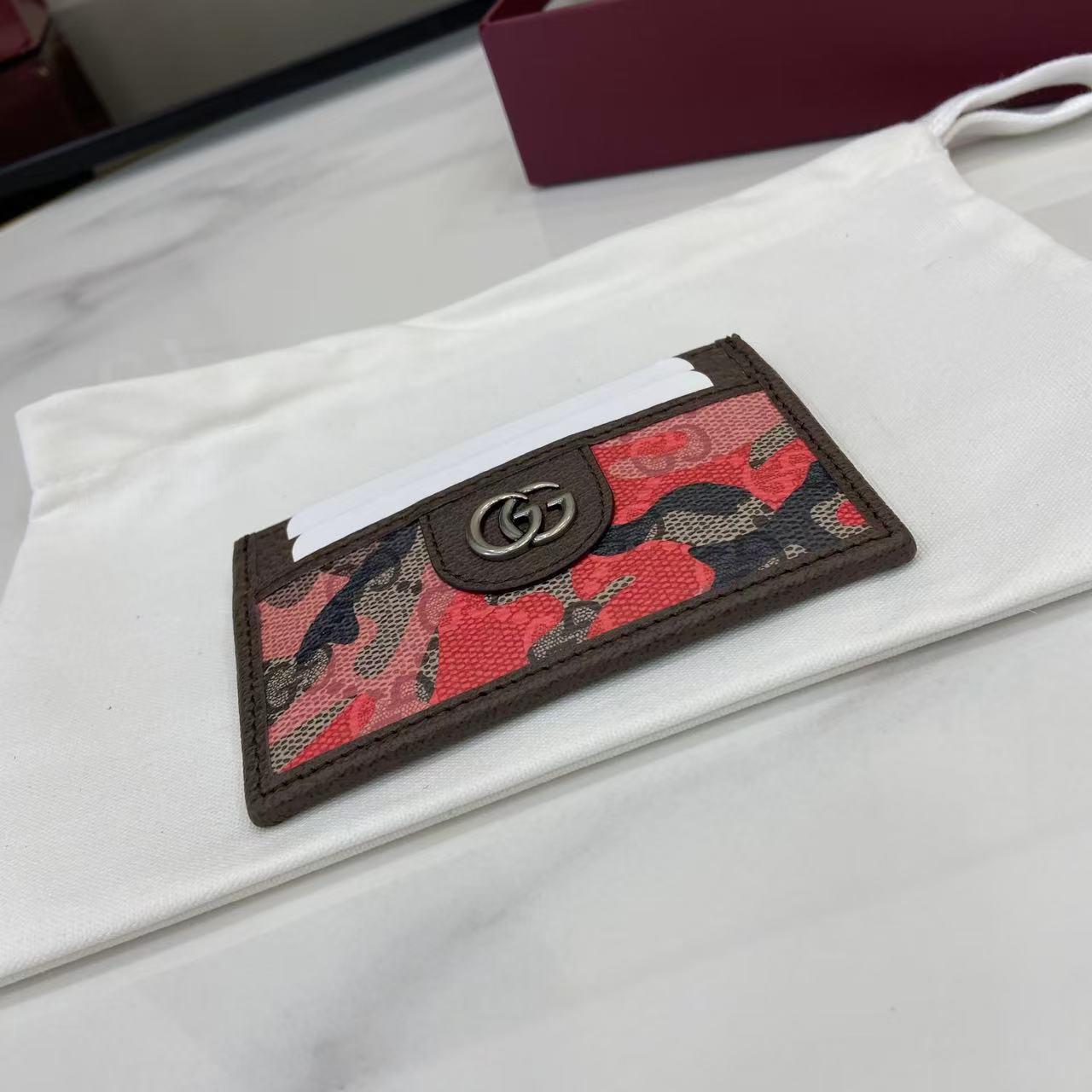 Gucci GG Card Case - DesignerGu