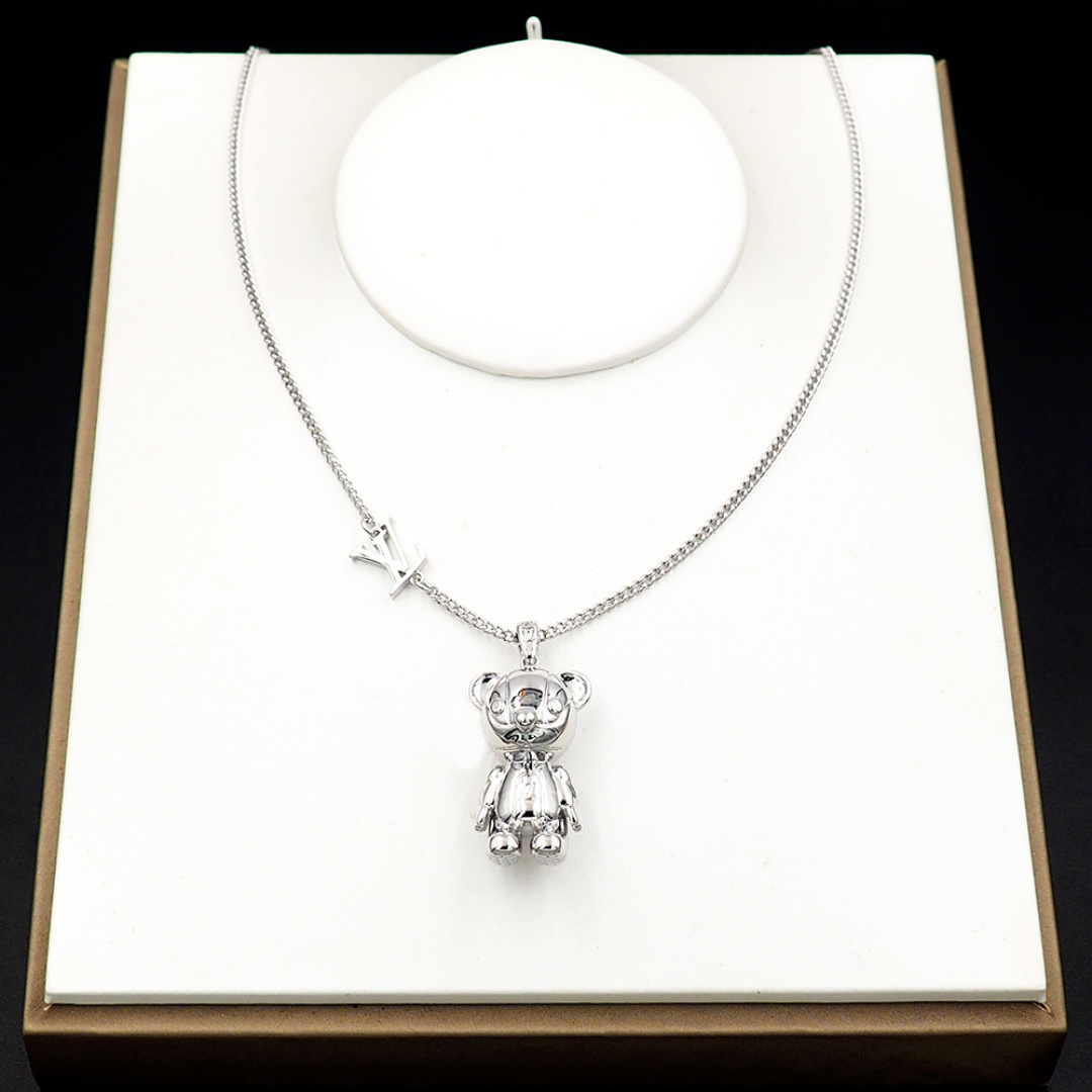 Louis Vuitton LV Louis Medium Charm S00  - DesignerGu