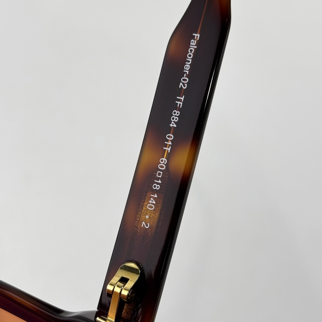 Tom Ford TF884 Sunglasses - DesignerGu