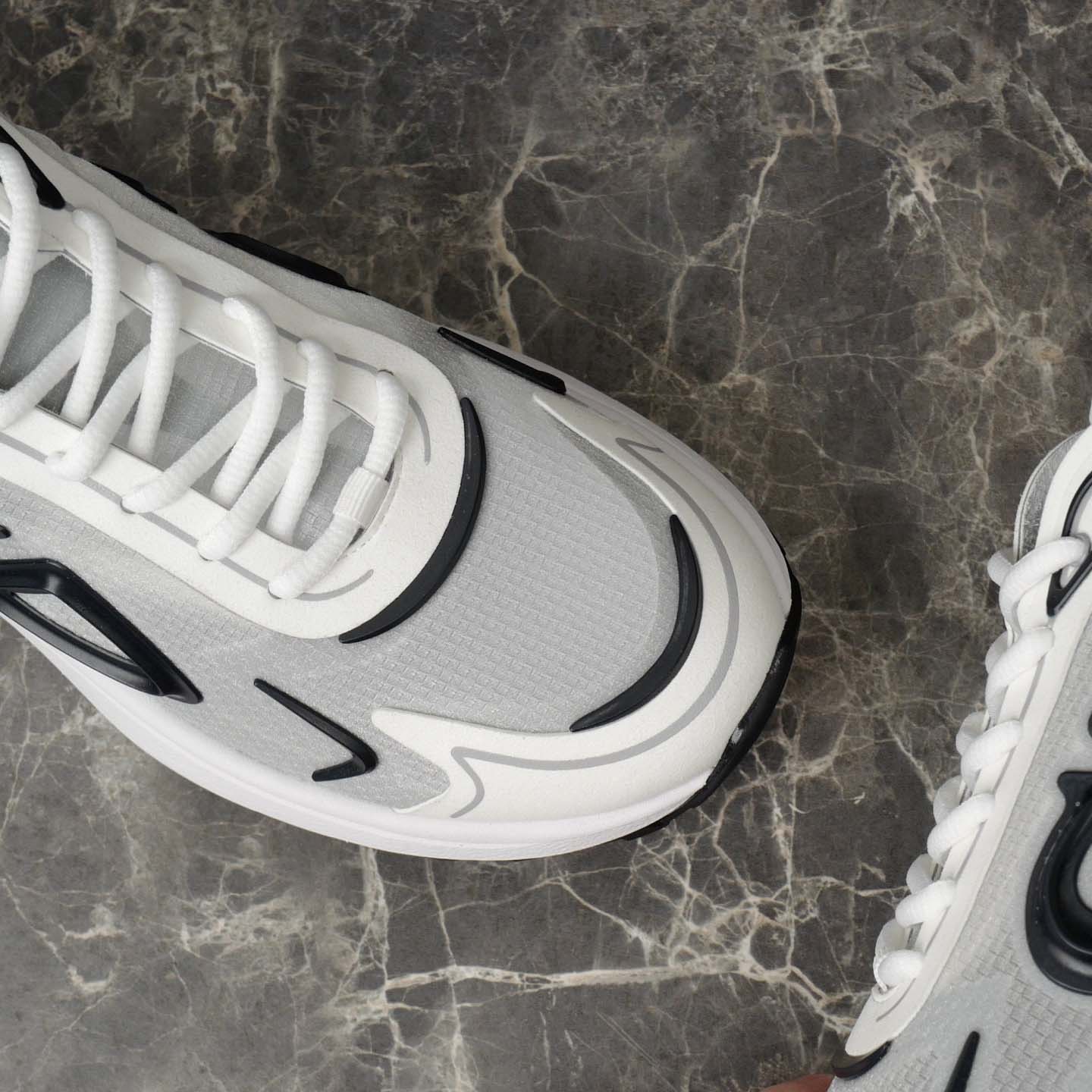 Dior B30 Countdown Tech Sneaker - DesignerGu