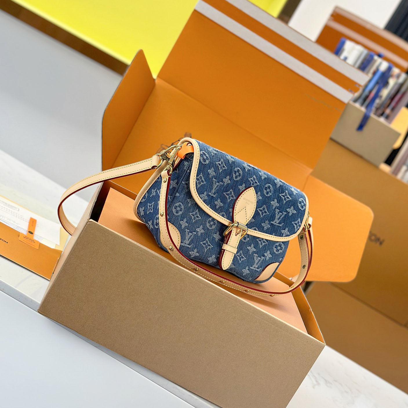 Louis Vuitton Diane M13070 - DesignerGu