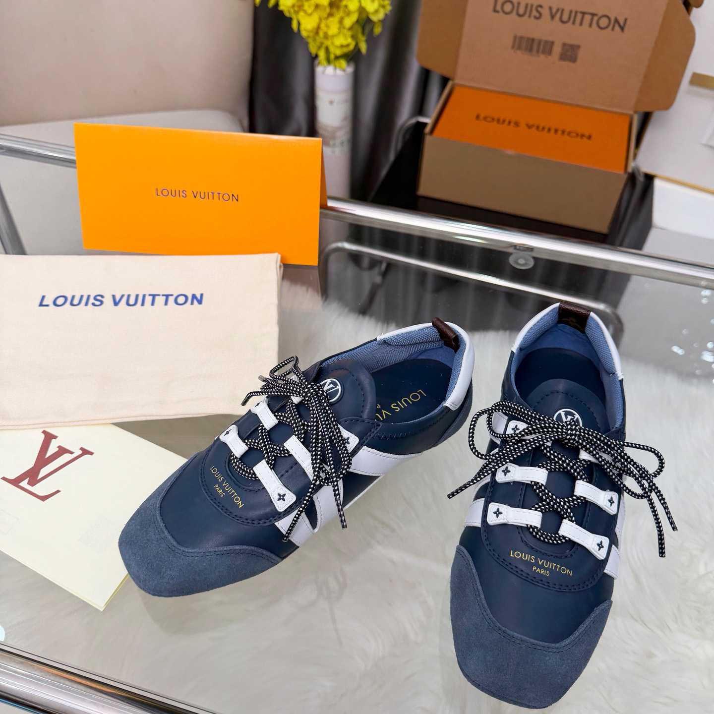Louis Vuitton Sneakerina 1AIVLV - DesignerGu