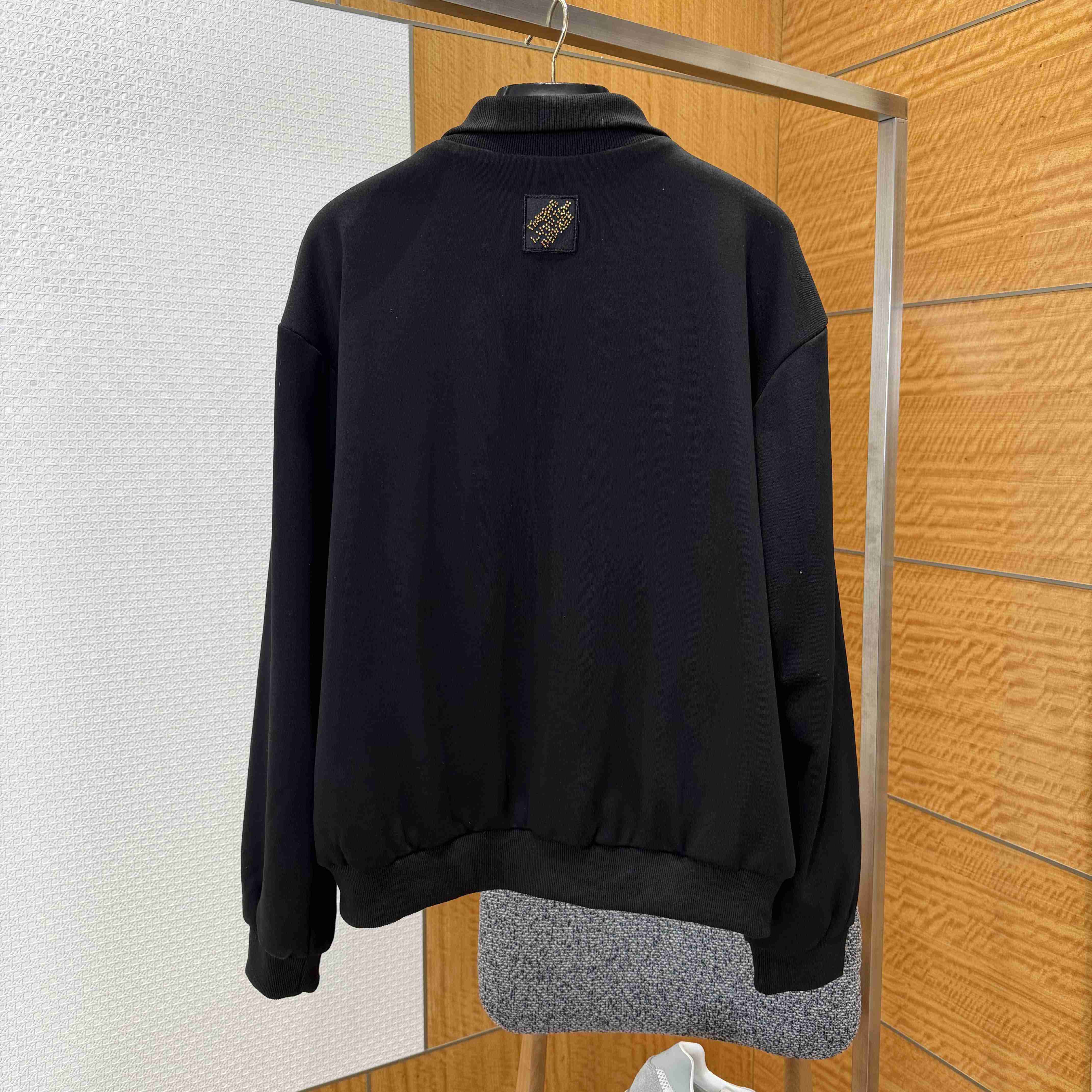 Louis Vuitton Embellished Signature Track Top     1AJUZU - DesignerGu