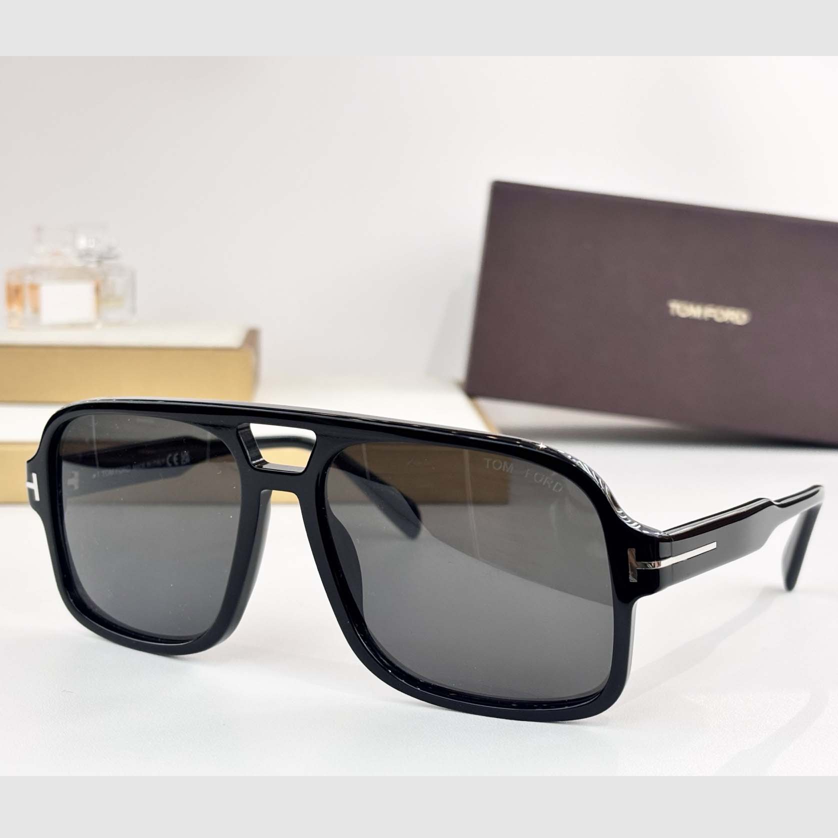 Tom Ford TF884 Sunglasses - DesignerGu