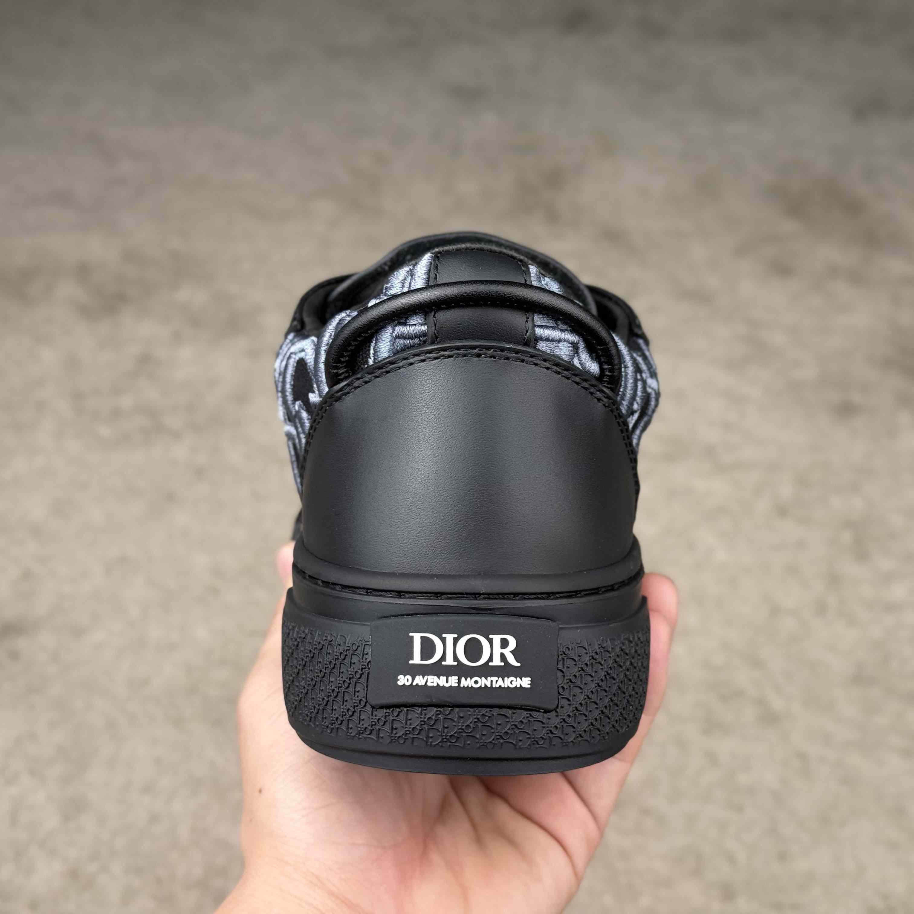 Dior B33 Spin Sneaker  - DesignerGu