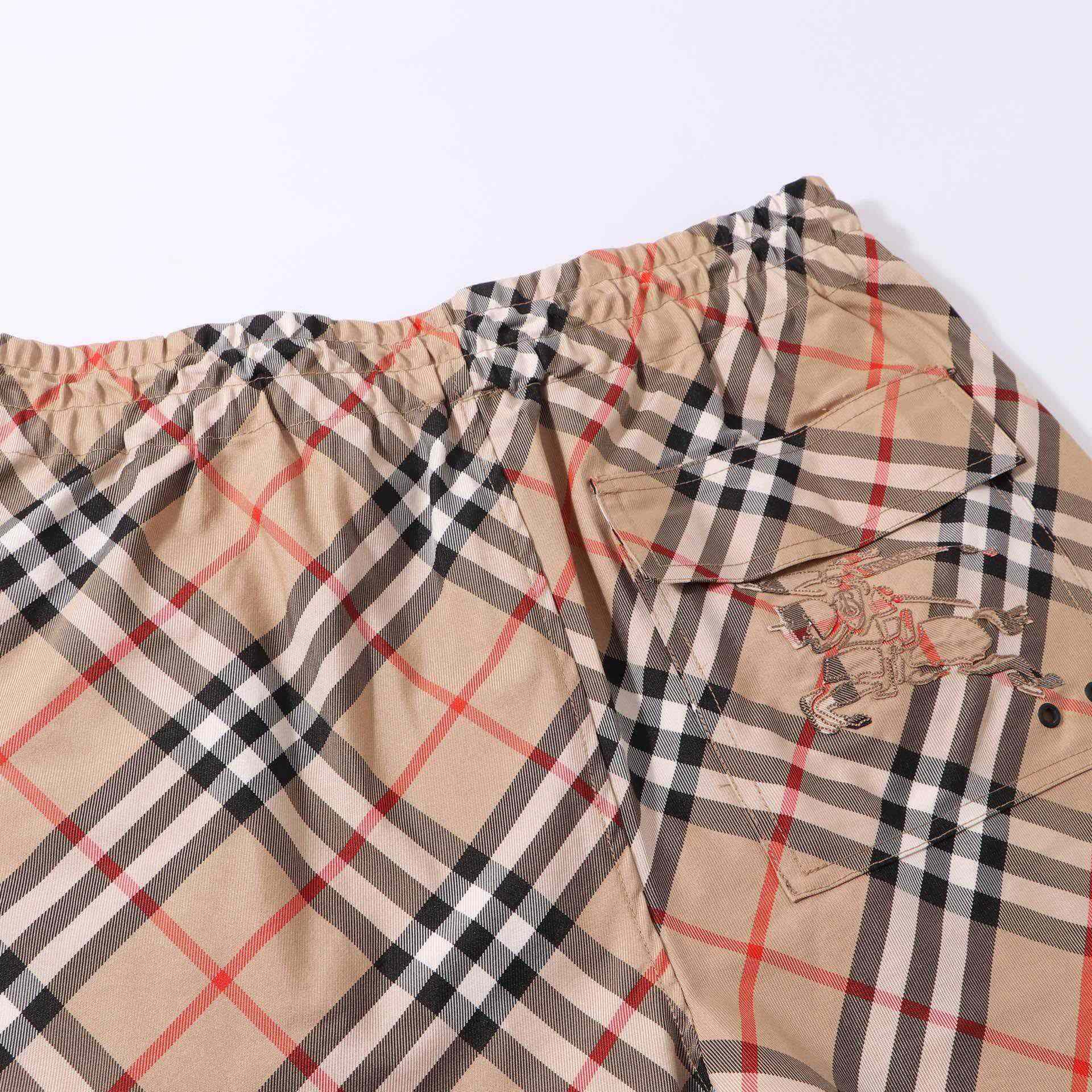 Burberry Check-print Short - DesignerGu