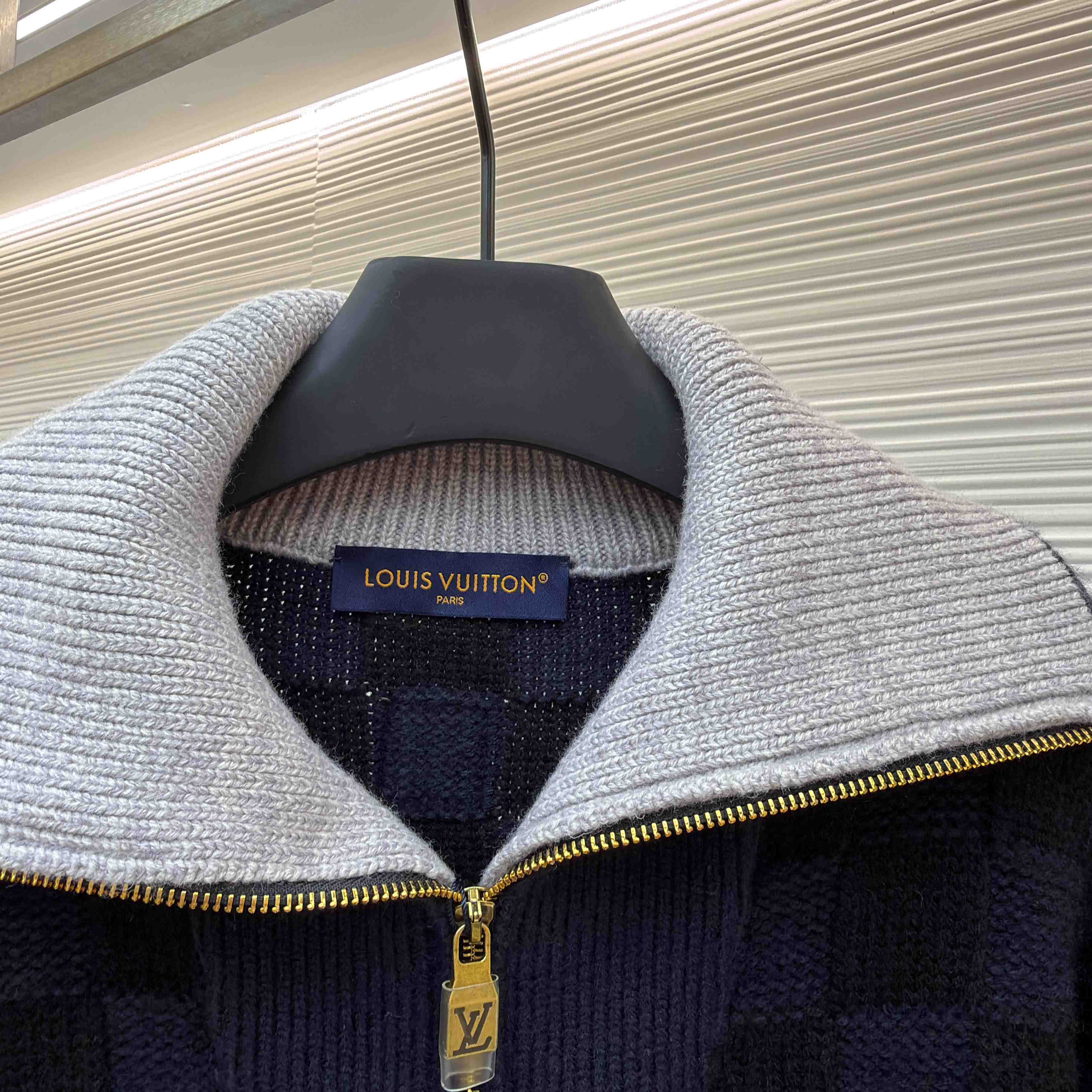 Louis Vuitton Damier Knit Blouson   1AJBVQ - DesignerGu