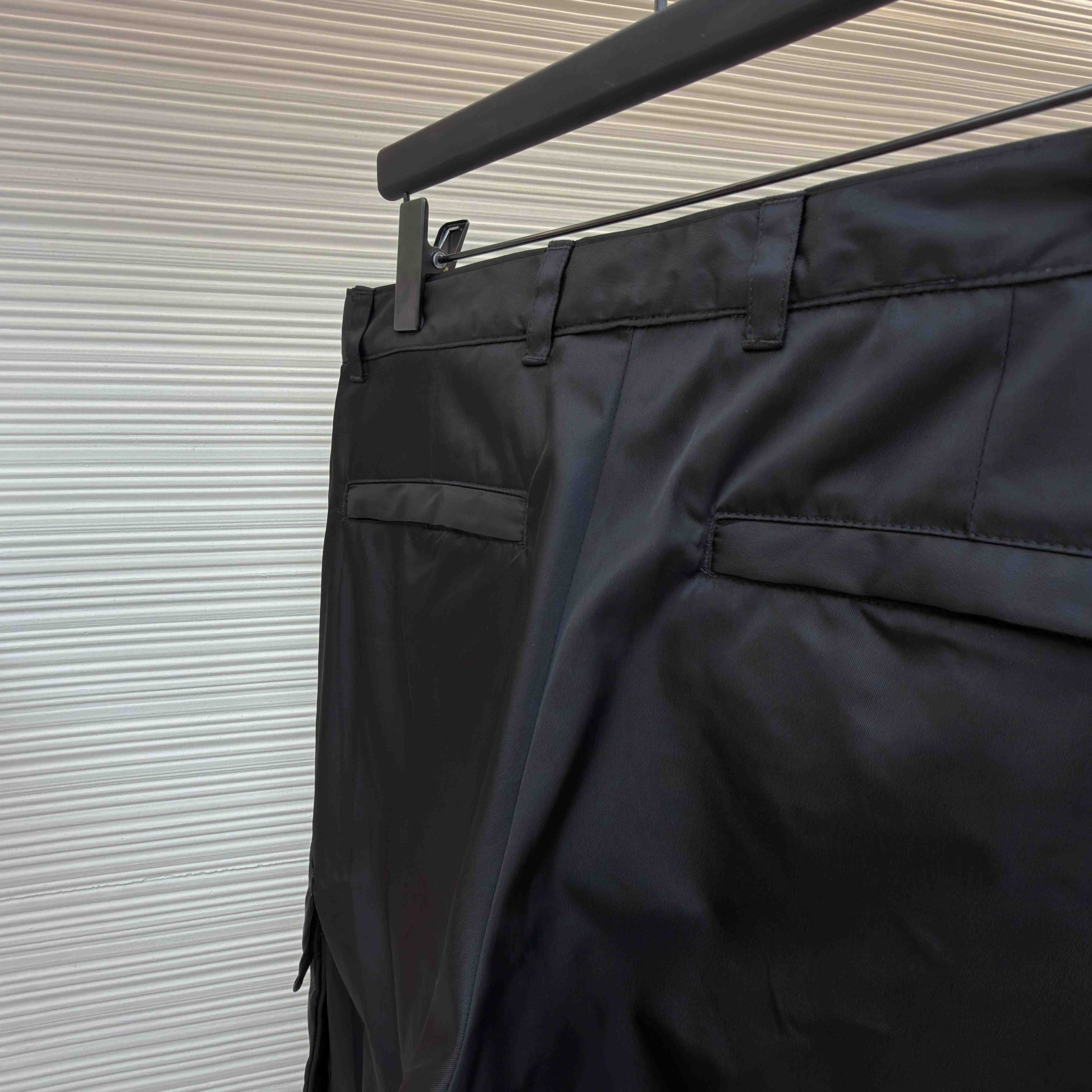 Prada Men's Re-Nylon Pants - DesignerGu