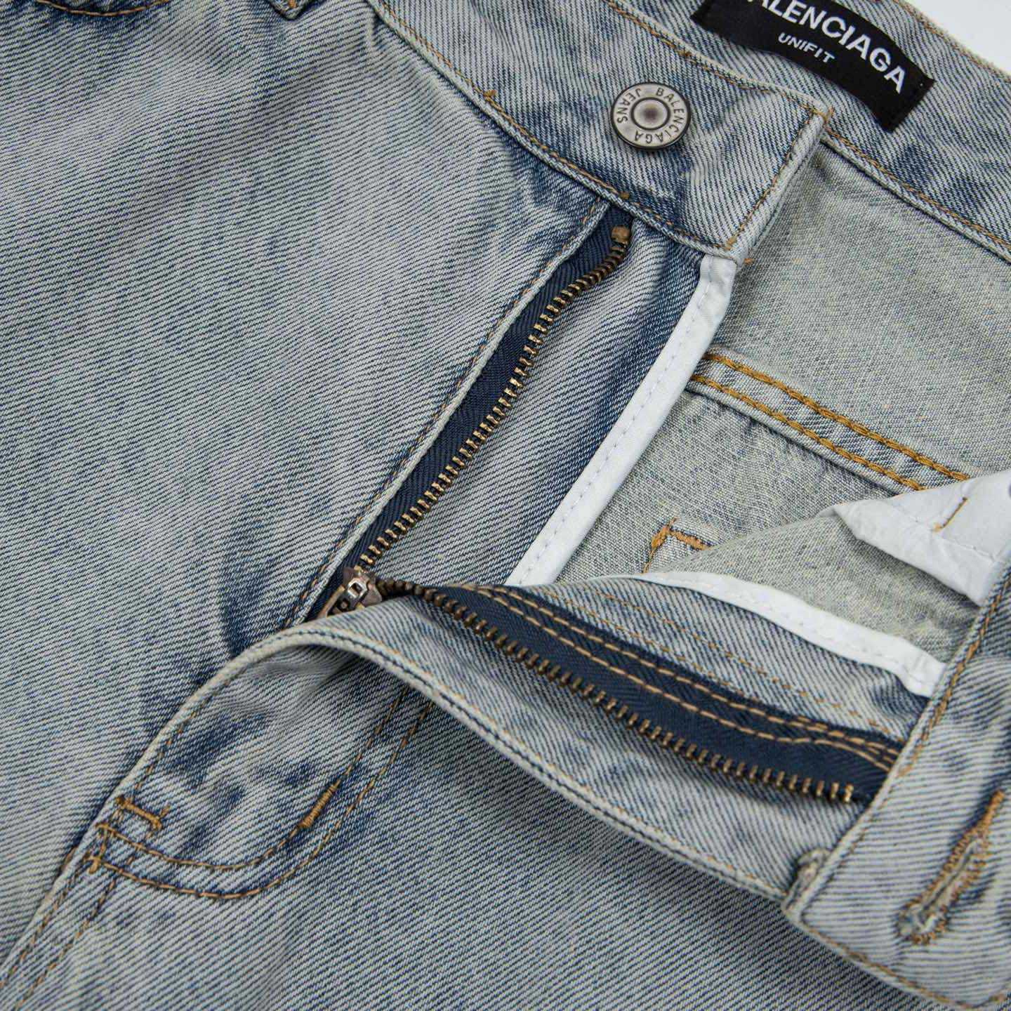 Balenciaga Jeans - DesignerGu