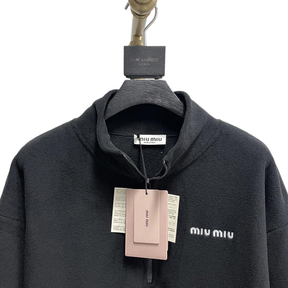 Miu Miu Fleece Sweatshirt 'Black'    60035 - DesignerGu