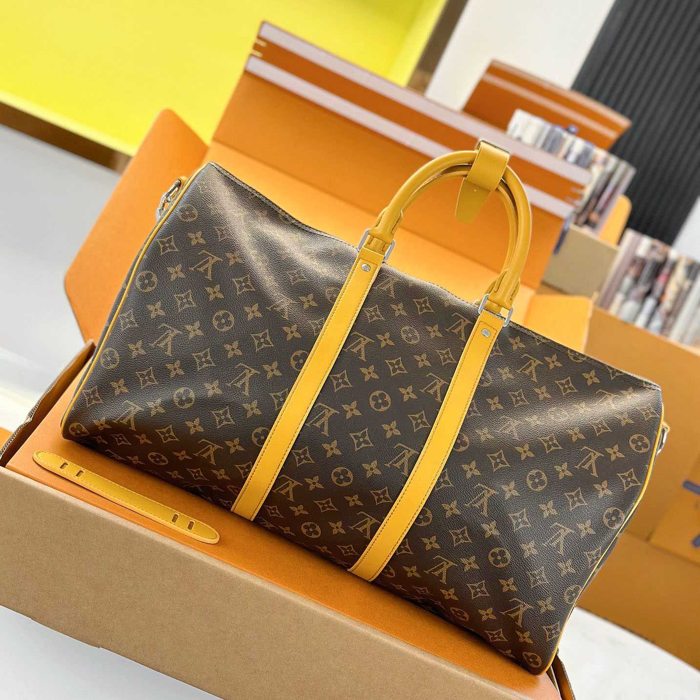 Louis Vuitton Keepall Bandoulière 50 M12634 - DesignerGu