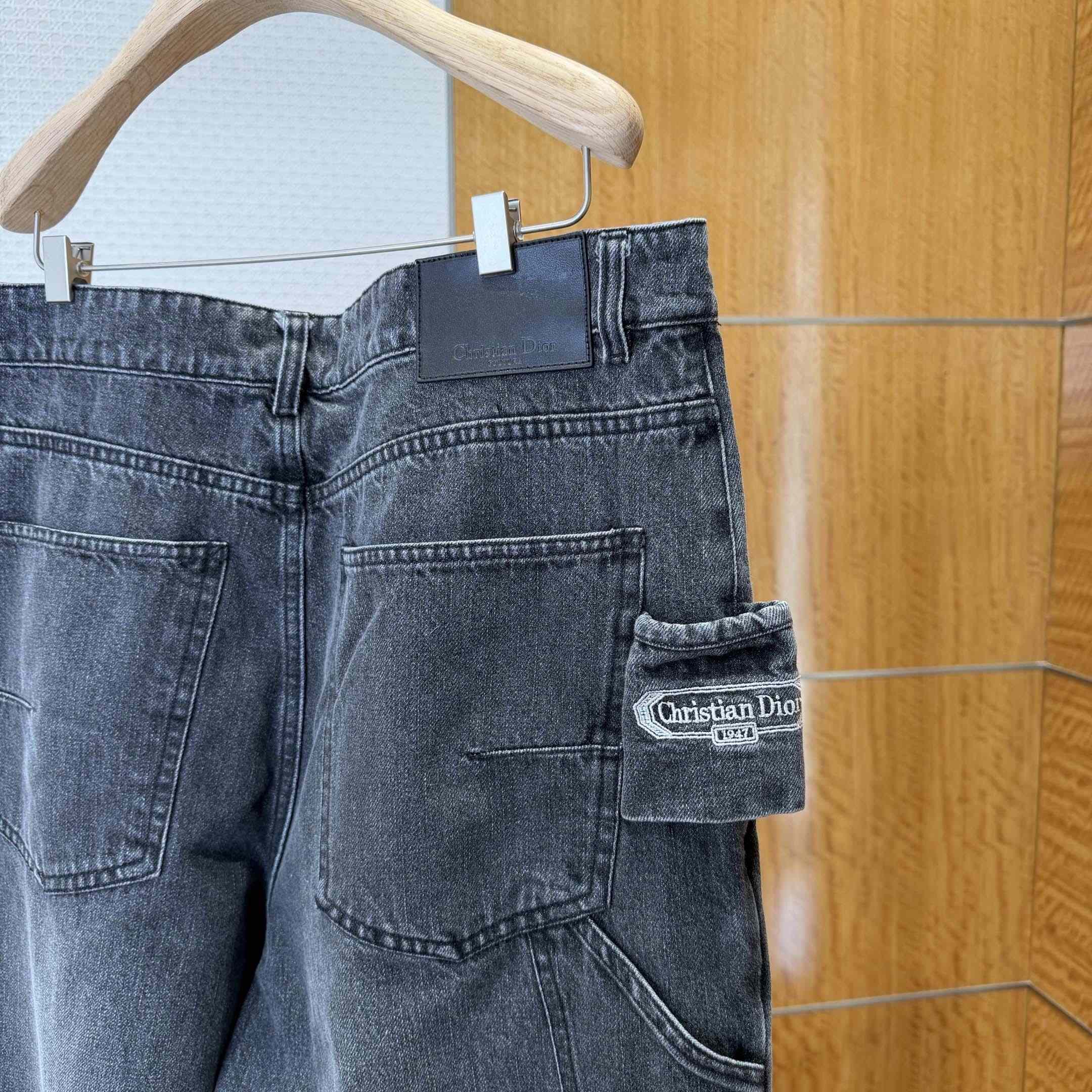 Dior CD Box Carpenter Jeans  - DesignerGu