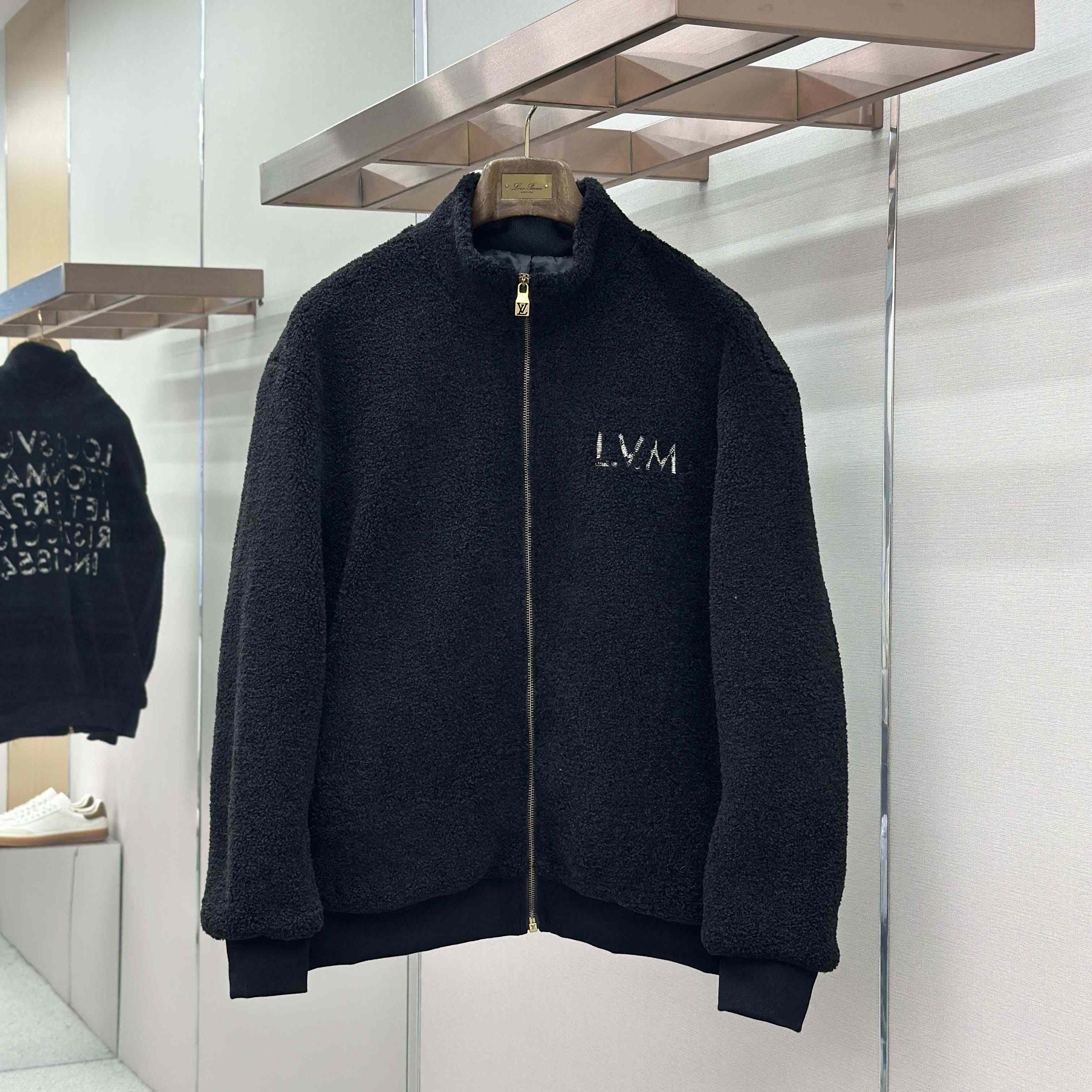 Louis Vuitton Zippered Fleece Blouson    1AJTU2 - DesignerGu