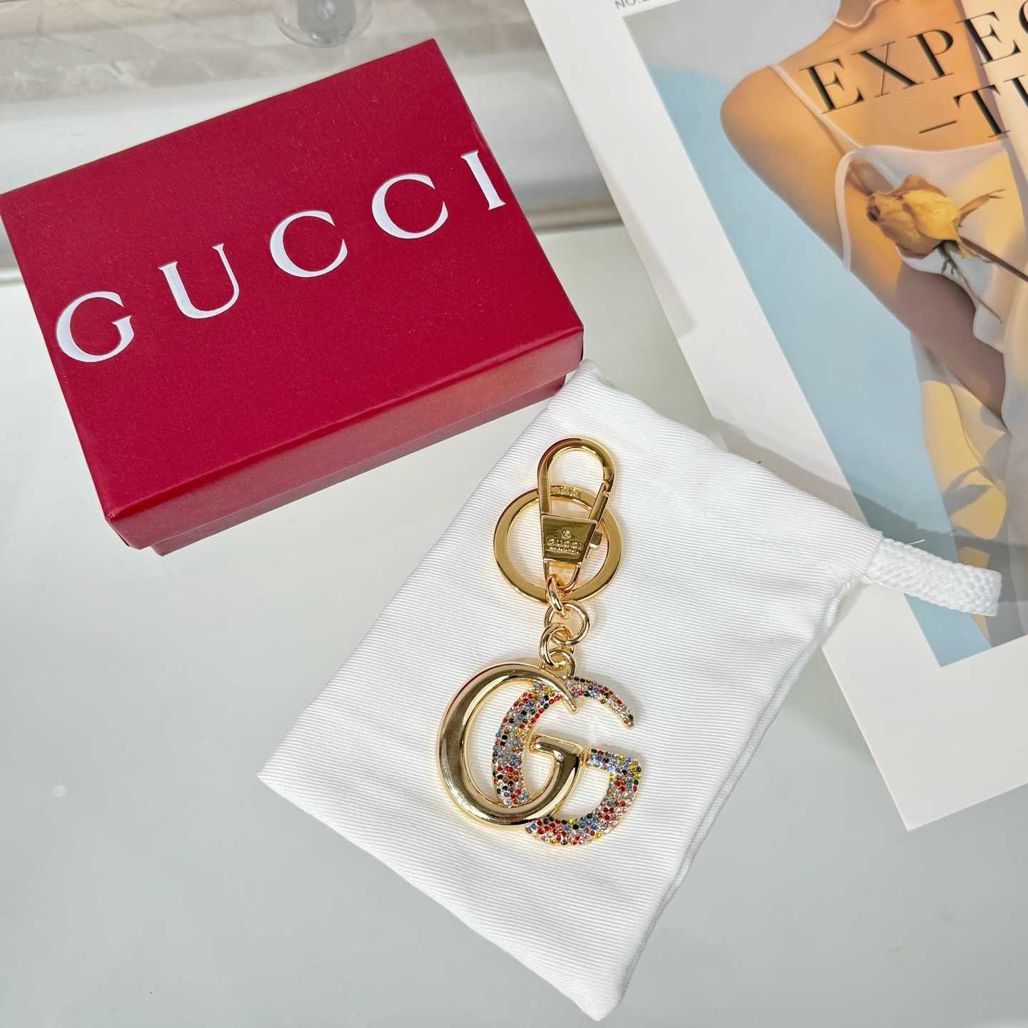 Gucci Crystal Double G keychain - DesignerGu