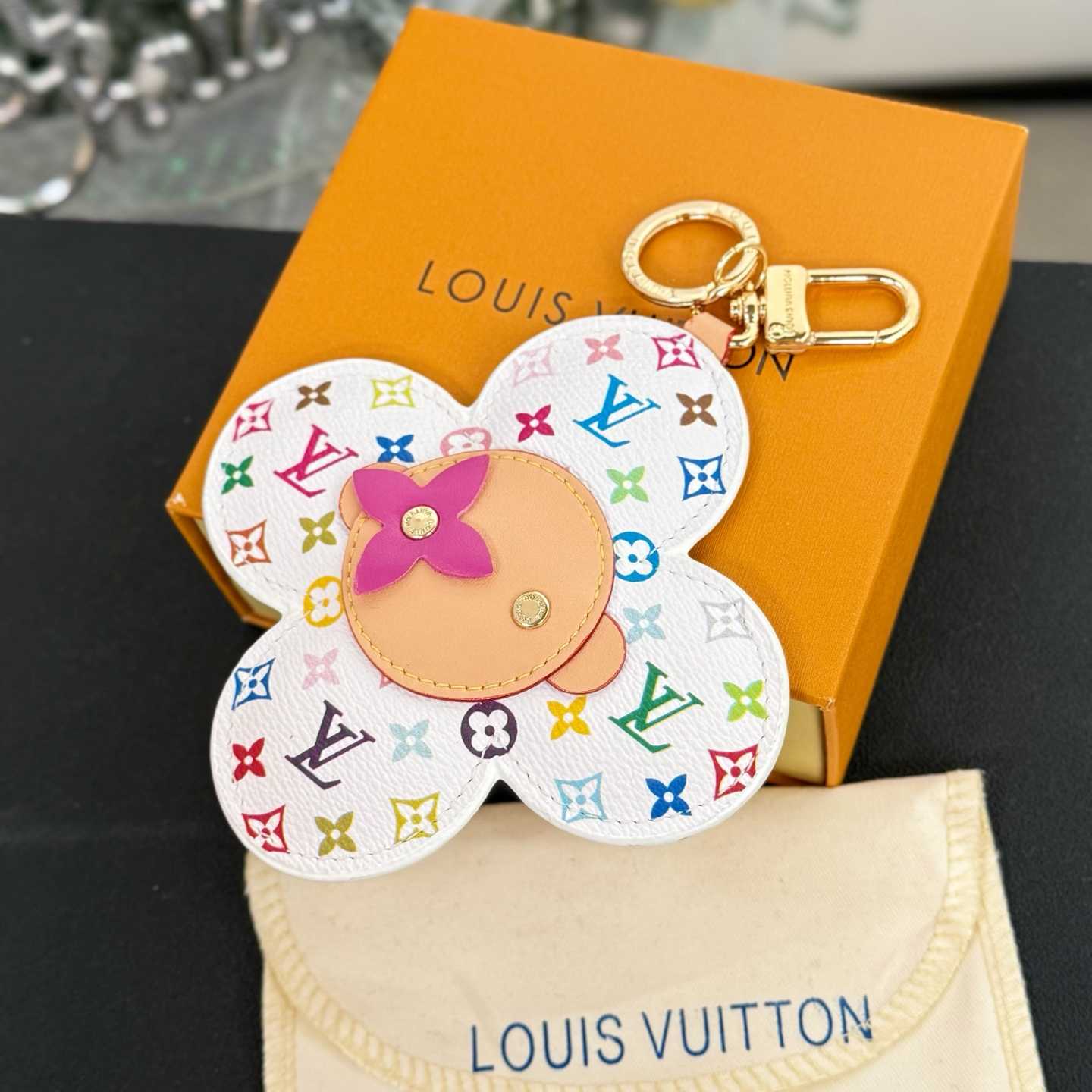 Louis Vuitton LV x TM Vivienne Head Bag Charm   M03728 - DesignerGu