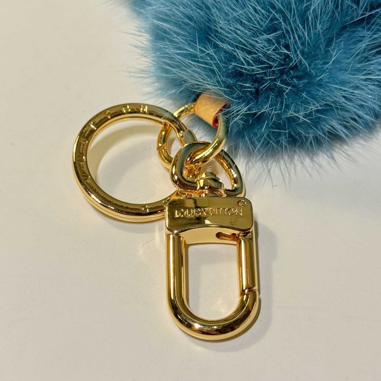 Louis Vuitton Vivienne Fur Key Holder   M03820 - DesignerGu