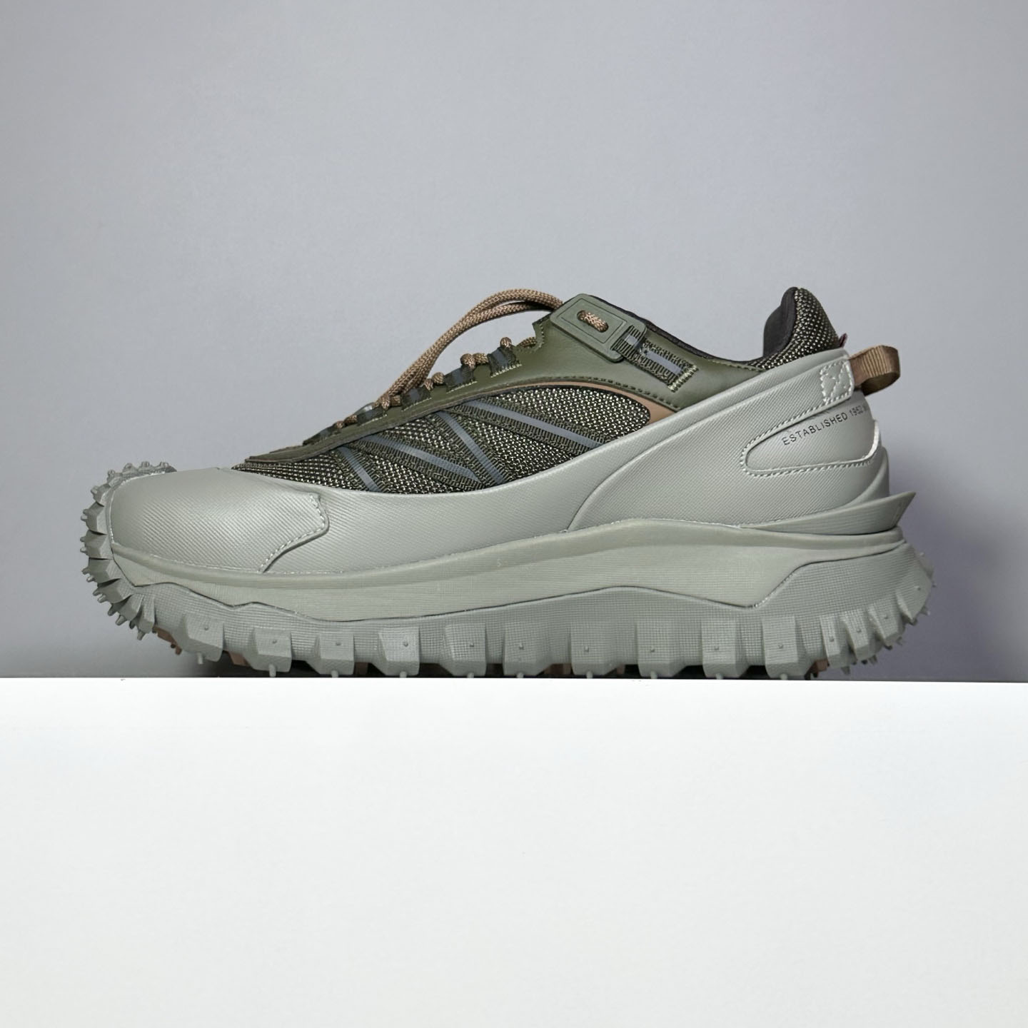 Moncler Trailgrip GTX Sneakers - DesignerGu
