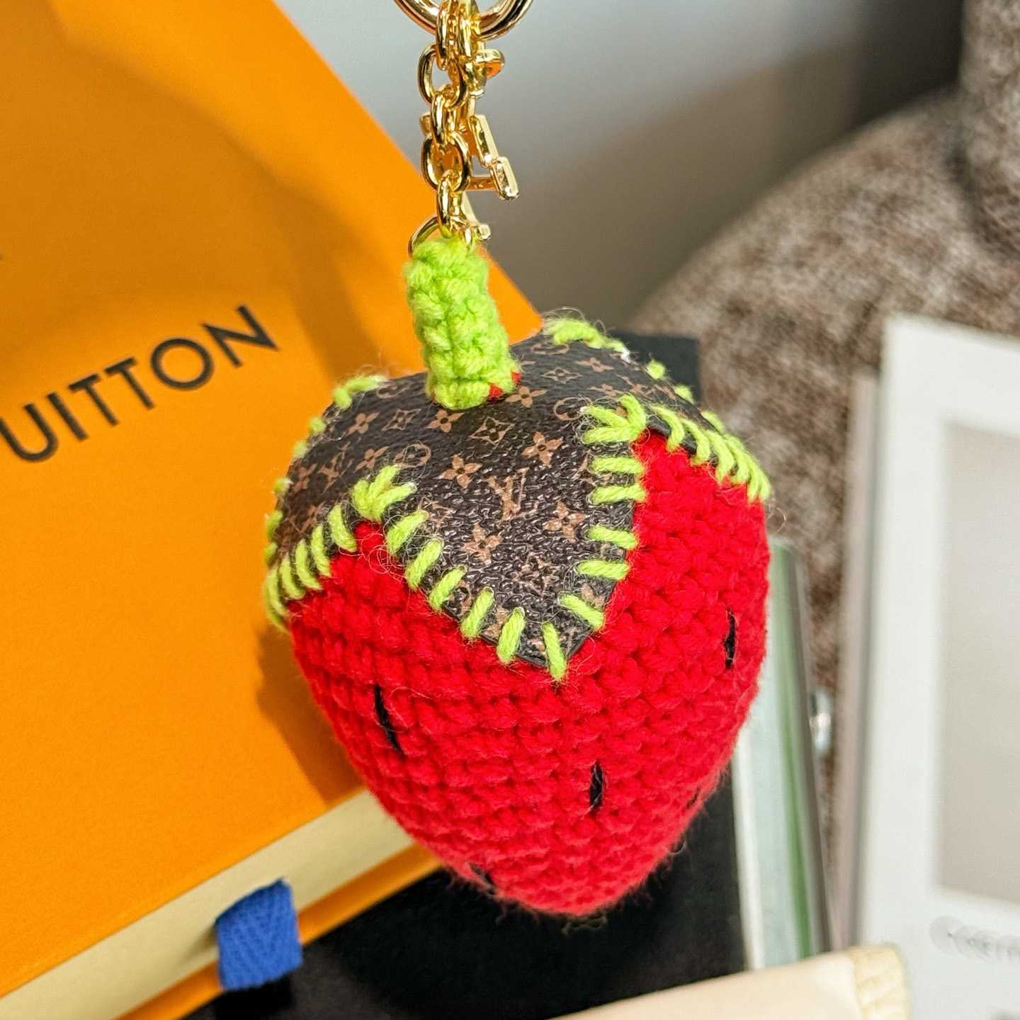 Louis Vuitton Berrylicious Crochet Bag Charm   M02583 - DesignerGu
