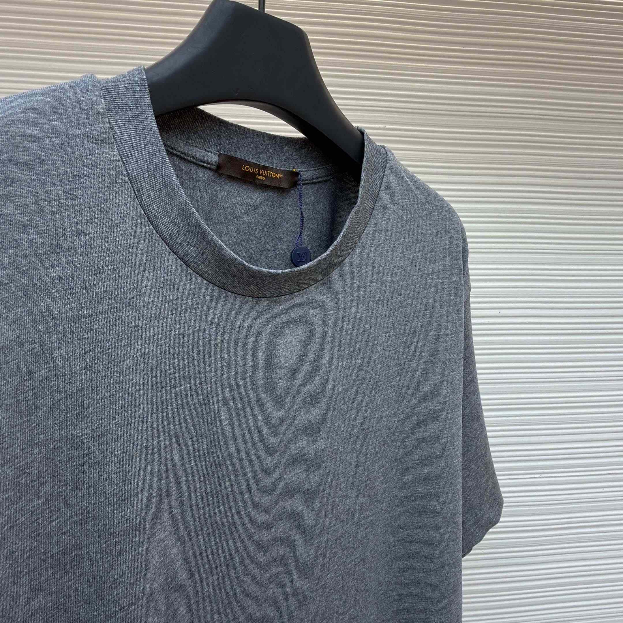 Louis Vuitton Cotton-Silk Short-Sleeved T-Shirt   1AJSIM - DesignerGu