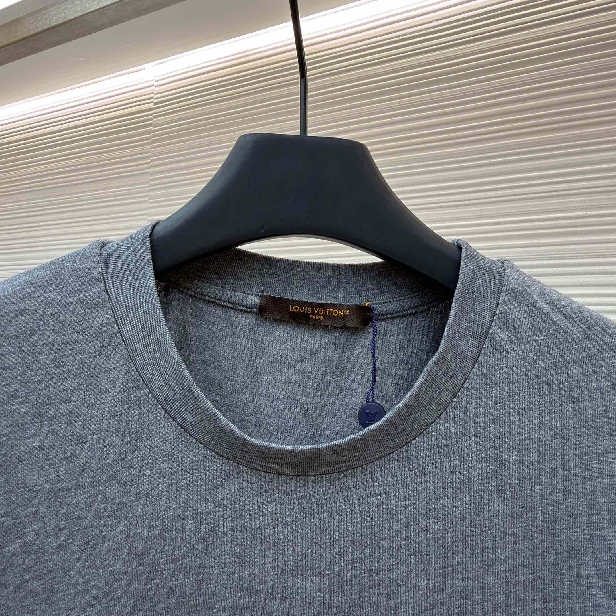 Louis Vuitton Cotton-Silk Short-Sleeved T-Shirt   1AJSIM - DesignerGu