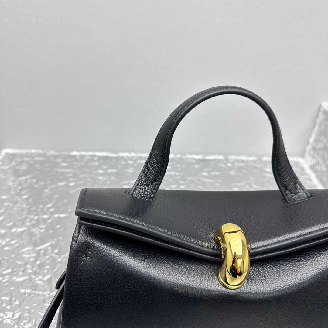 Jacquemus Small Valerie Bag - DesignerGu