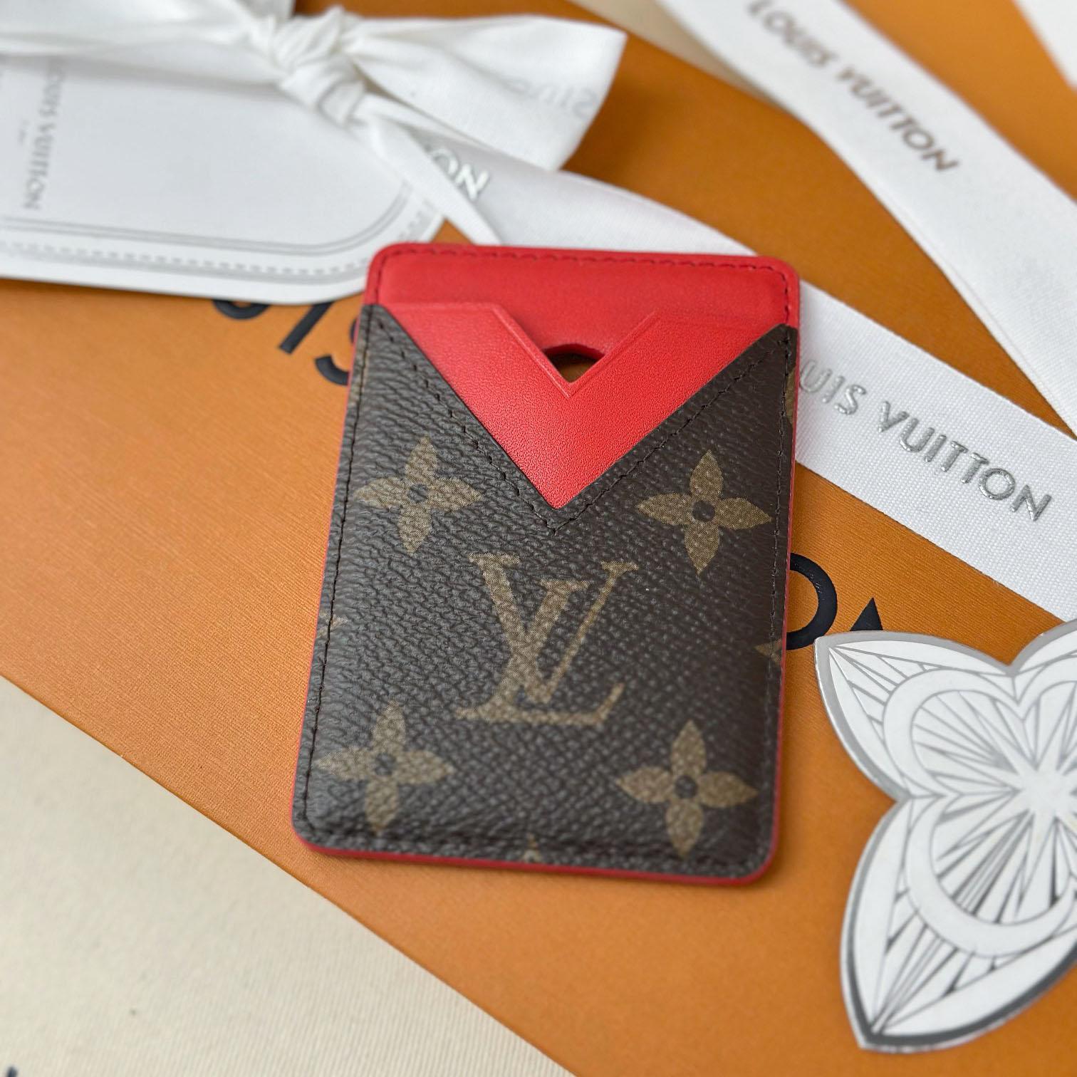 Louis Vuitton Magnetic Card Holder M12856 - DesignerGu