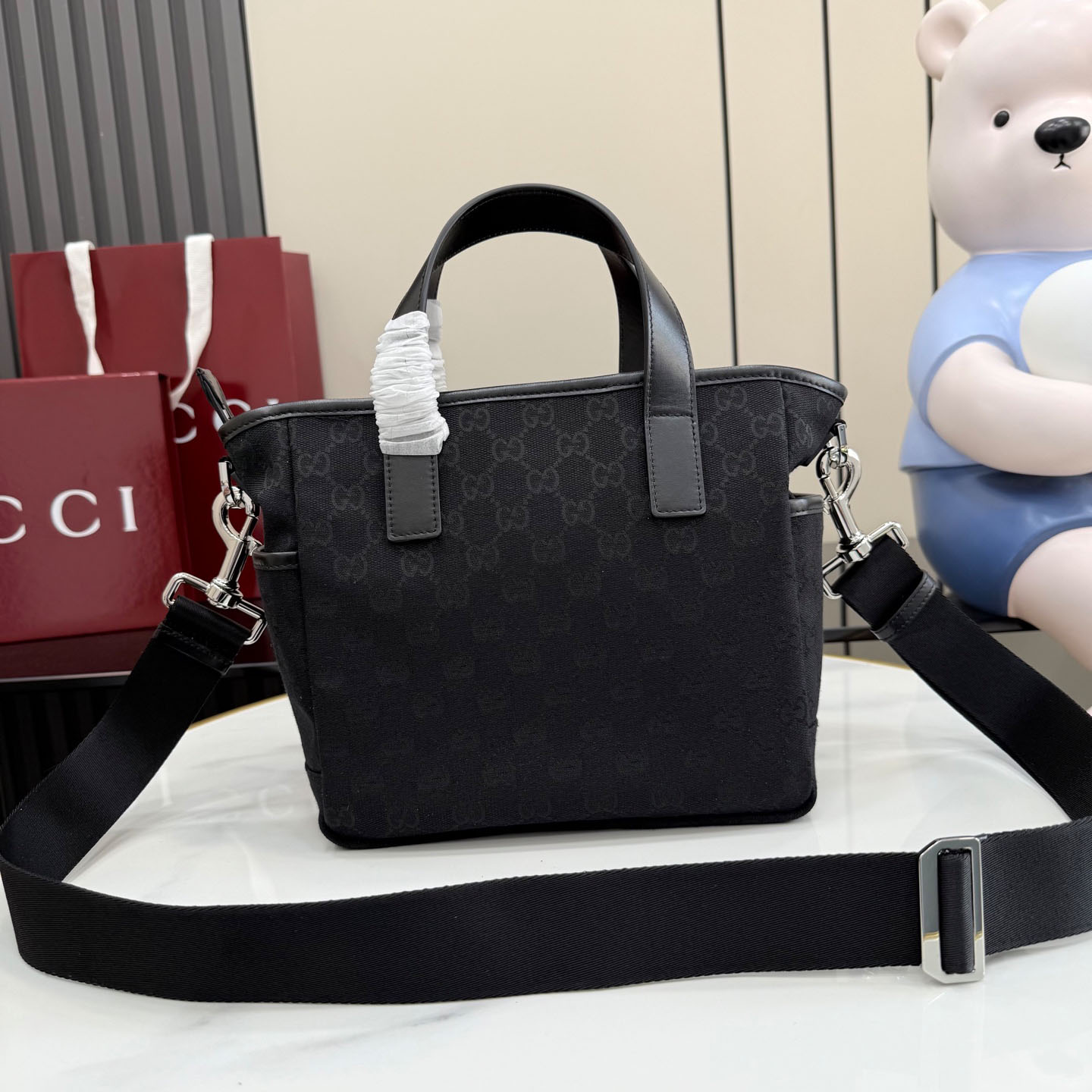 Gucci GG Canvas Small Tote Bag 854743 - DesignerGu