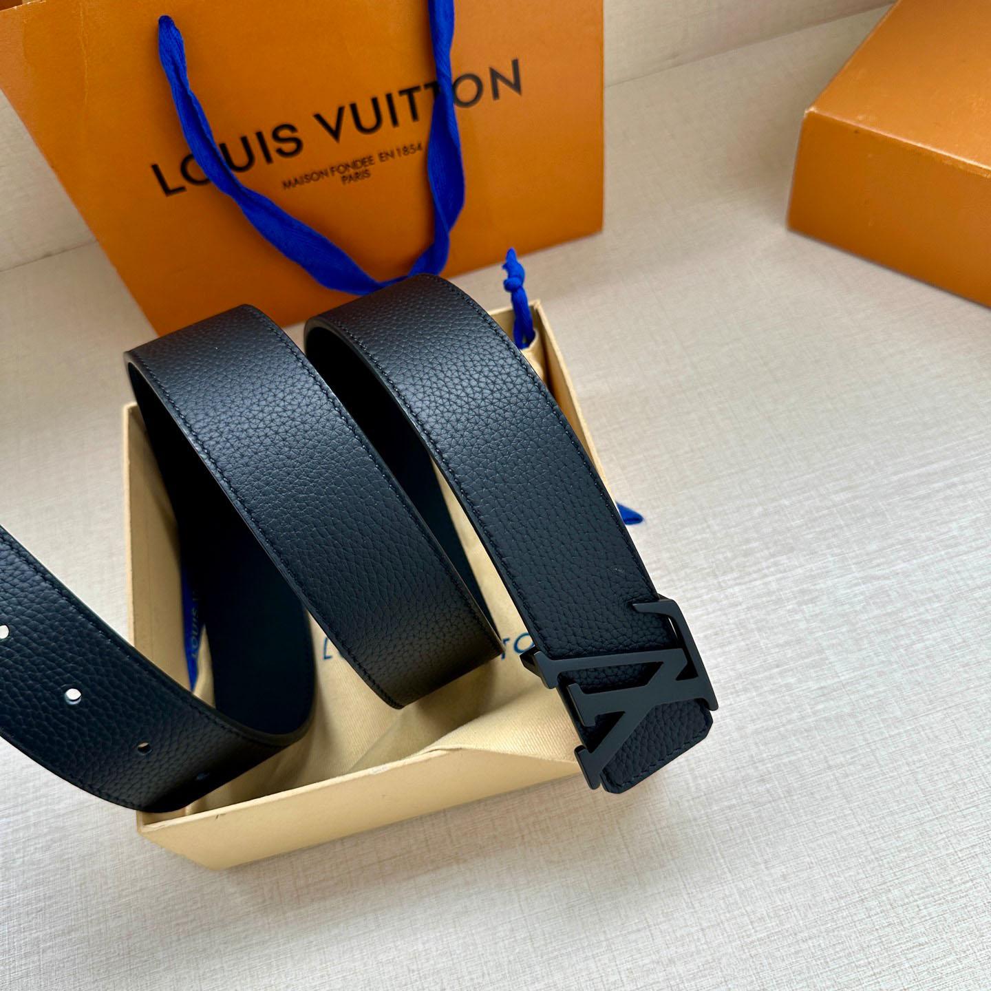 Louis Vuitton Initiales 40mm Reversible Belt - DesignerGu