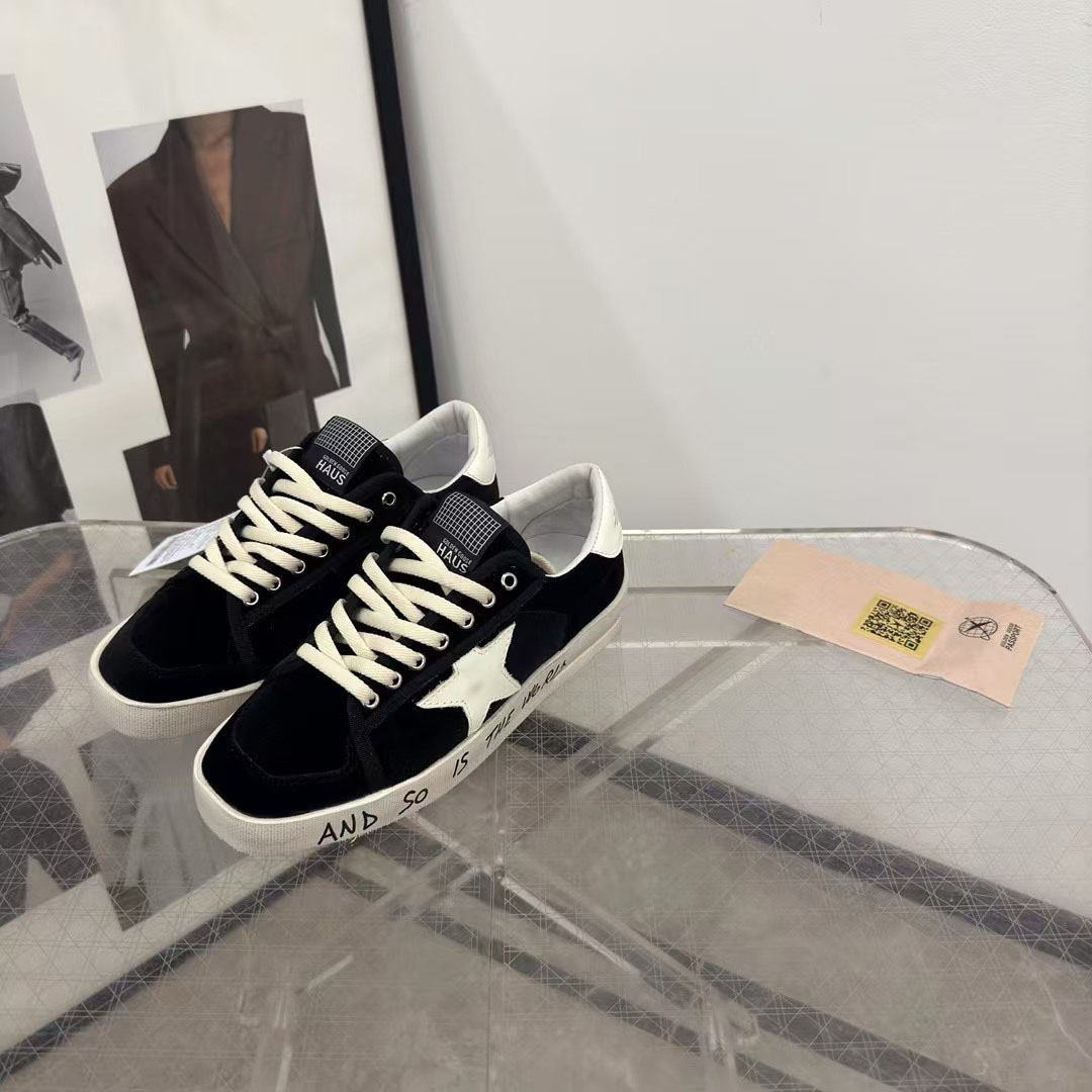 Golden Goose Exclusive Haus Of Dreamers Stardan in Velvet | White x Black - DesignerGu